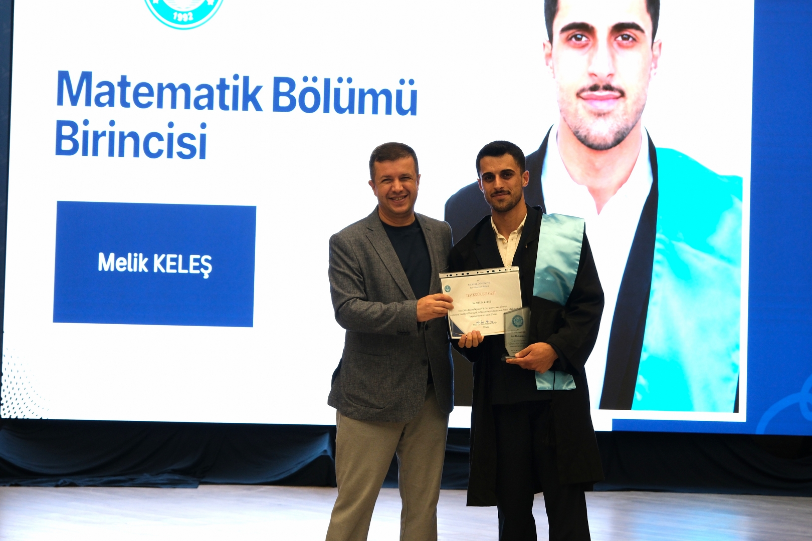 BAÜN Fen Edebiyat Fakültesinde Mezuniyet Sevinci 14