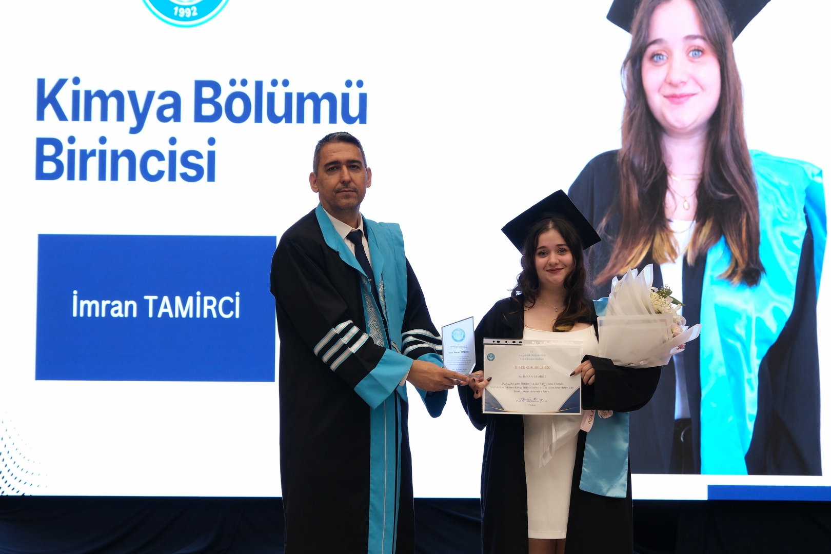 BAÜN Fen Edebiyat Fakültesinde Mezuniyet Sevinci 16