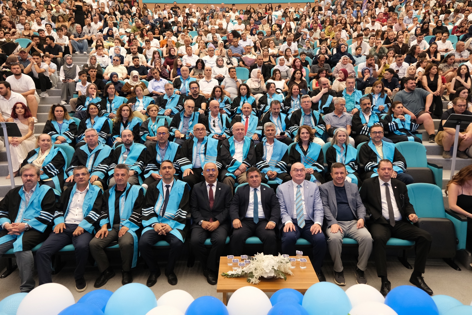 BAÜN Fen Edebiyat Fakültesinde Mezuniyet Sevinci 5