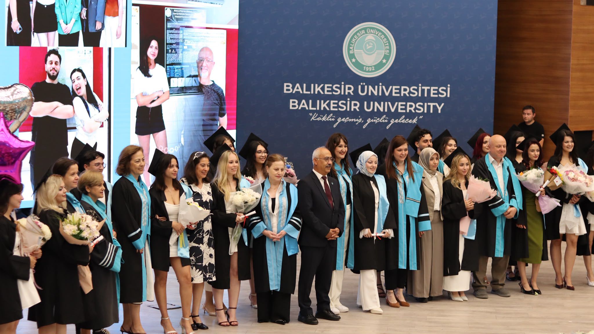 Biyoloji Bölümünde Mezuniyet Coşkusu 9