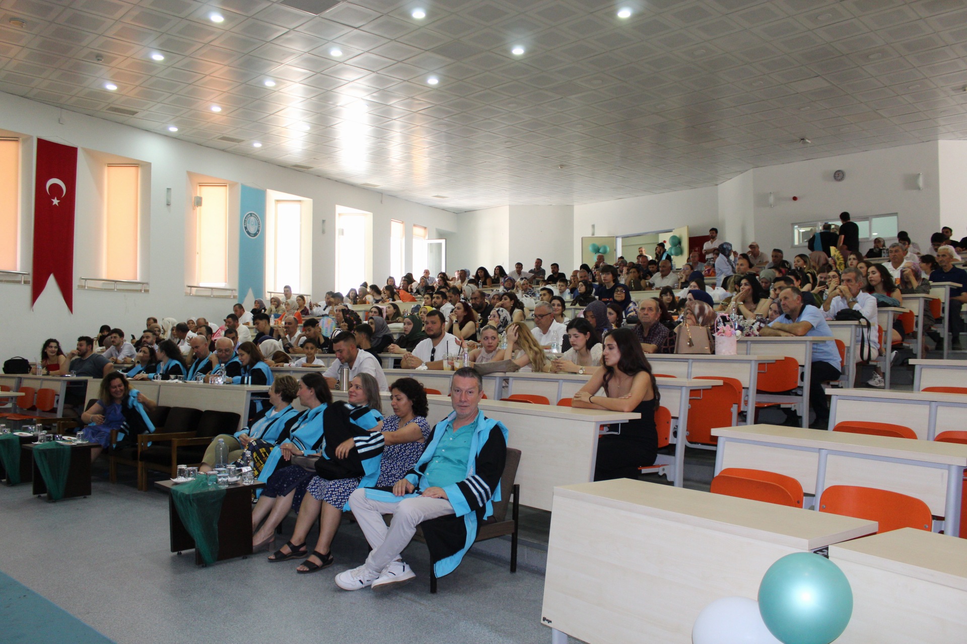 Bölümümüzde Mezuniyet Coşkusu! 17
