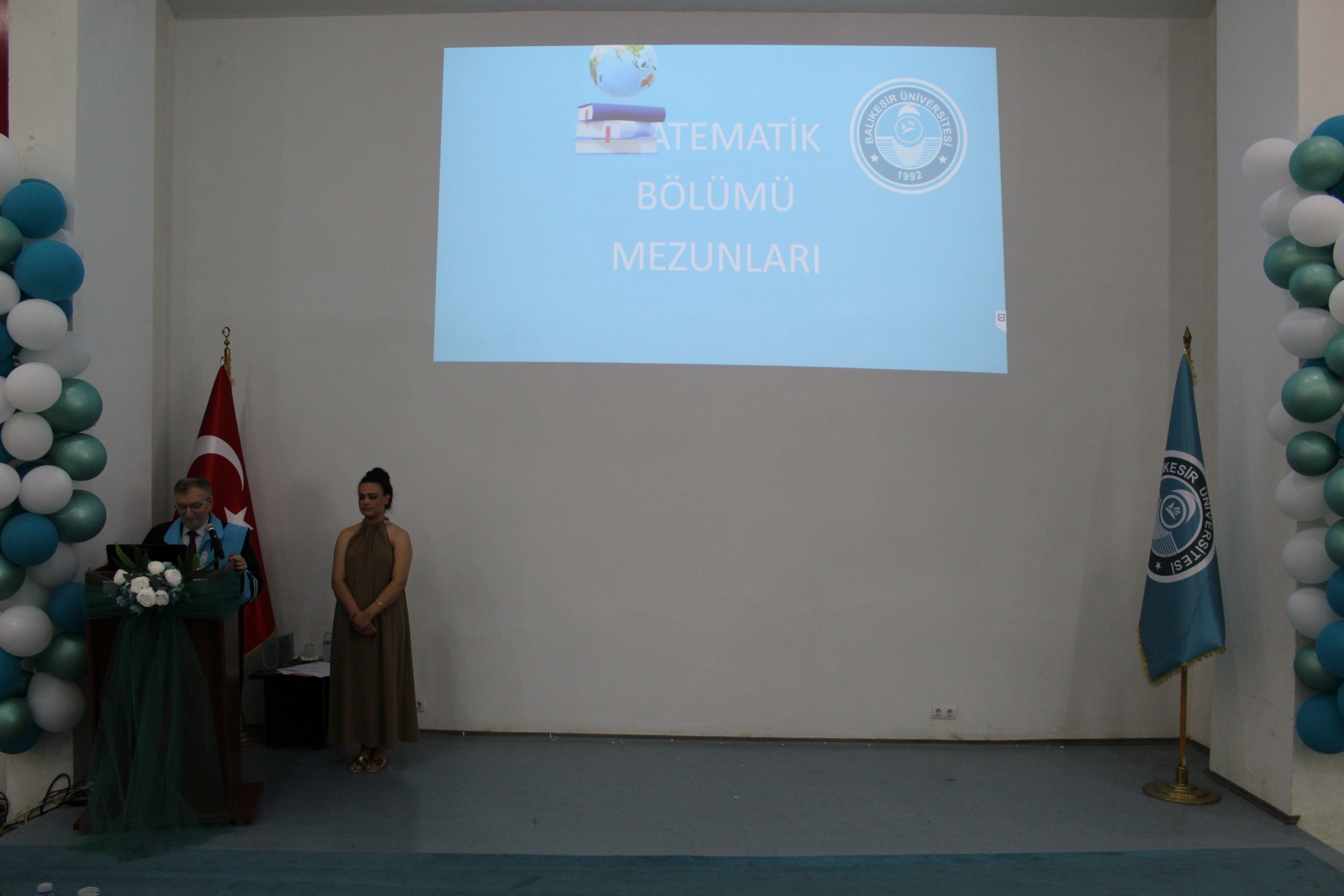 Bölümümüzde Mezuniyet Coşkusu! 8