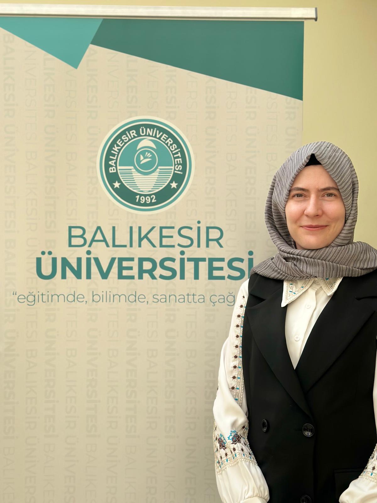 Elif TUNÇİL