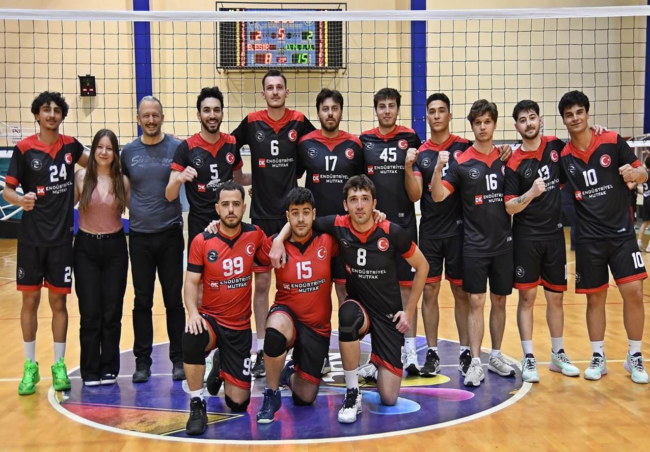 erkek voleybol 1.lik.jpg