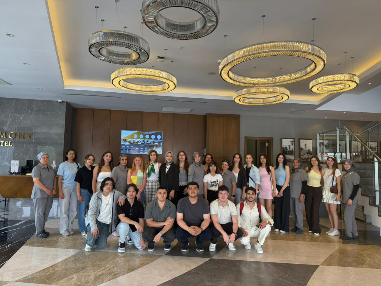 Balıkesir MYO Turizm ve Otel İşletmeciliği Programı Öğrencileri, Balıkesir Willmont Otel’e Uygulamalı Teknik Gezi Gerçekleştirdi 1
