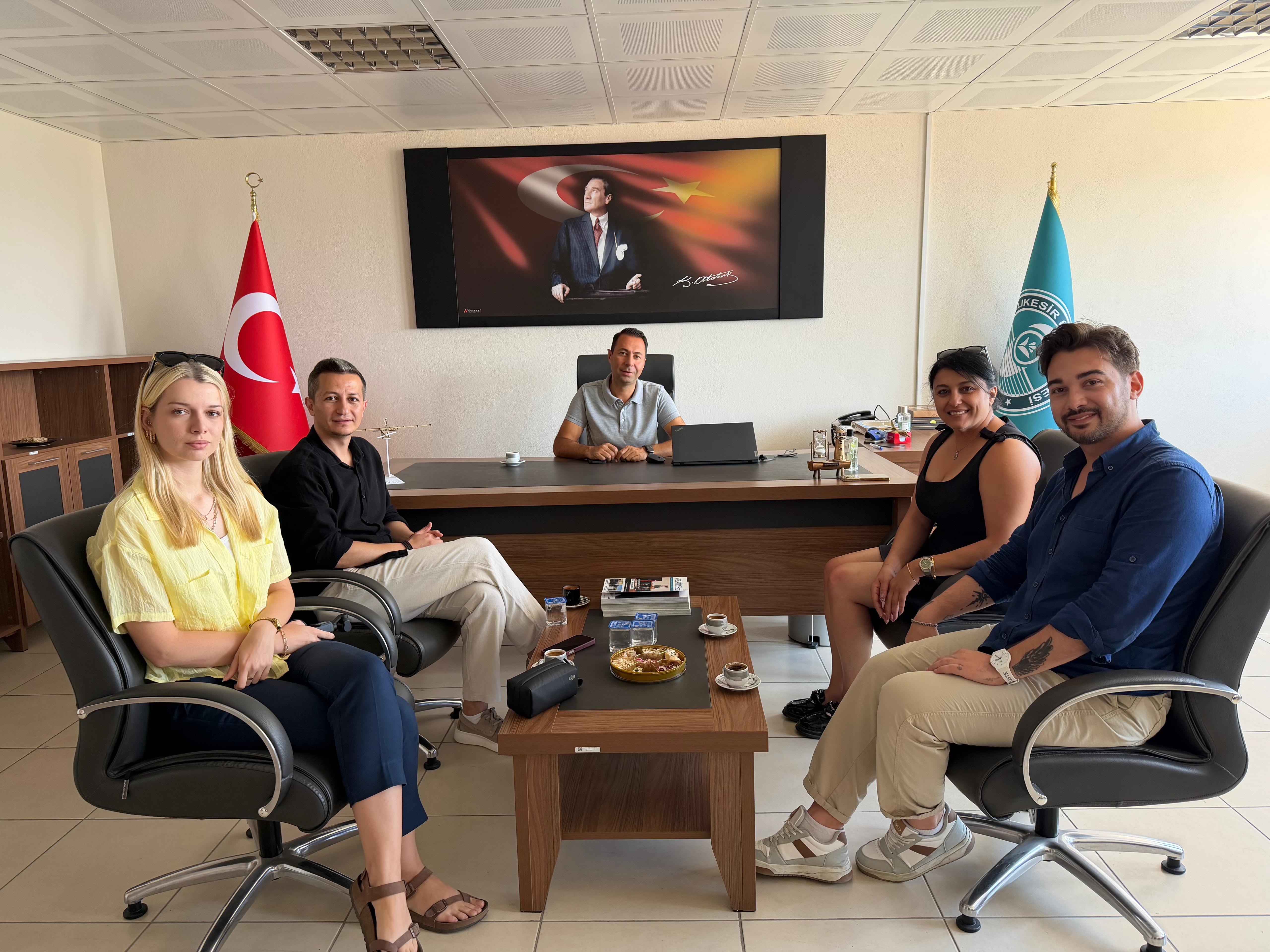 Herkes için Havacılık Derneğinden Edremit Sivil Havacılık Yüksekokuluna Ziyaret 2