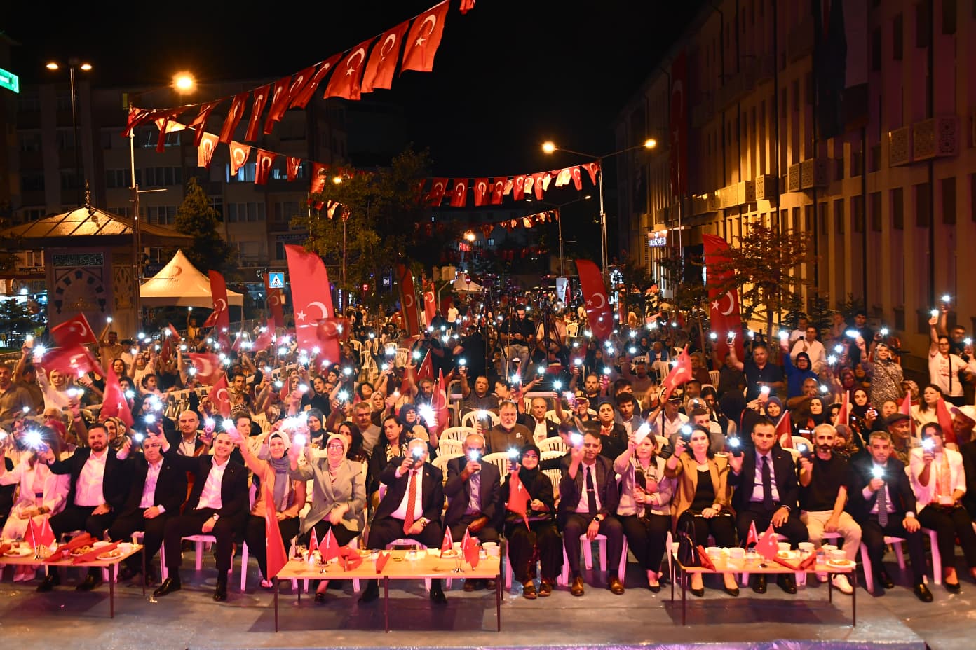 Rektör Oğurlu, Millî İrade Meydanı’ndaki 15 Temmuz Anma Programına Katıldı 7