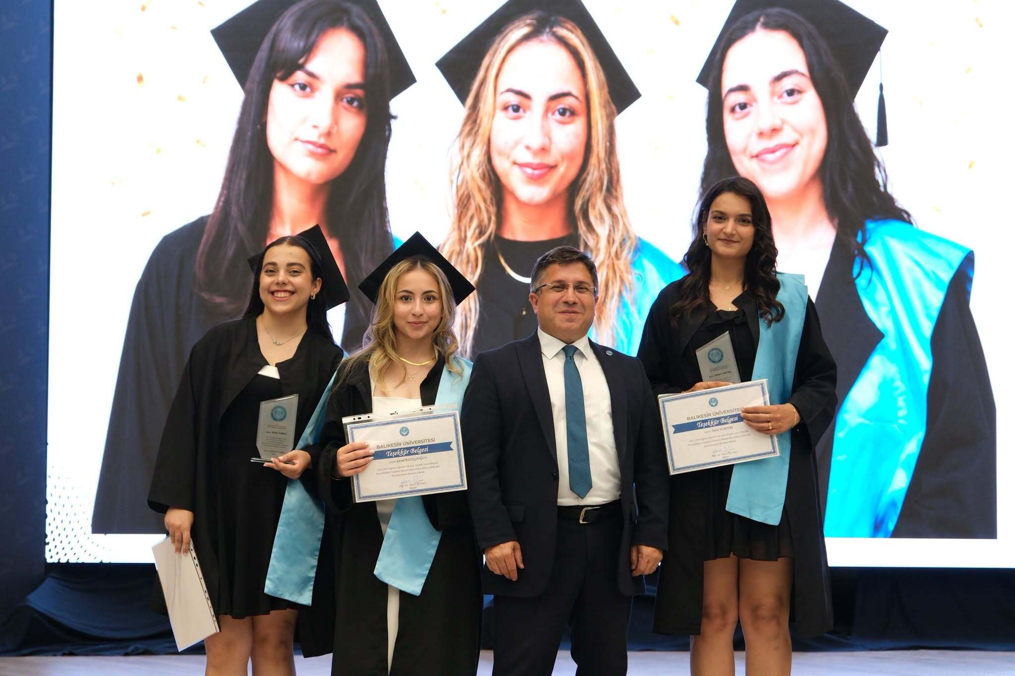 BAÜN Fen Edebiyat Fakültesinde Mezuniyet Sevinci 5