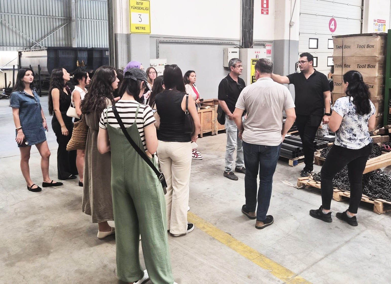BAÜN Öğrencileri Sanayide Dijital Dönüşümü ve Üretimi Yerinde İnceledi
