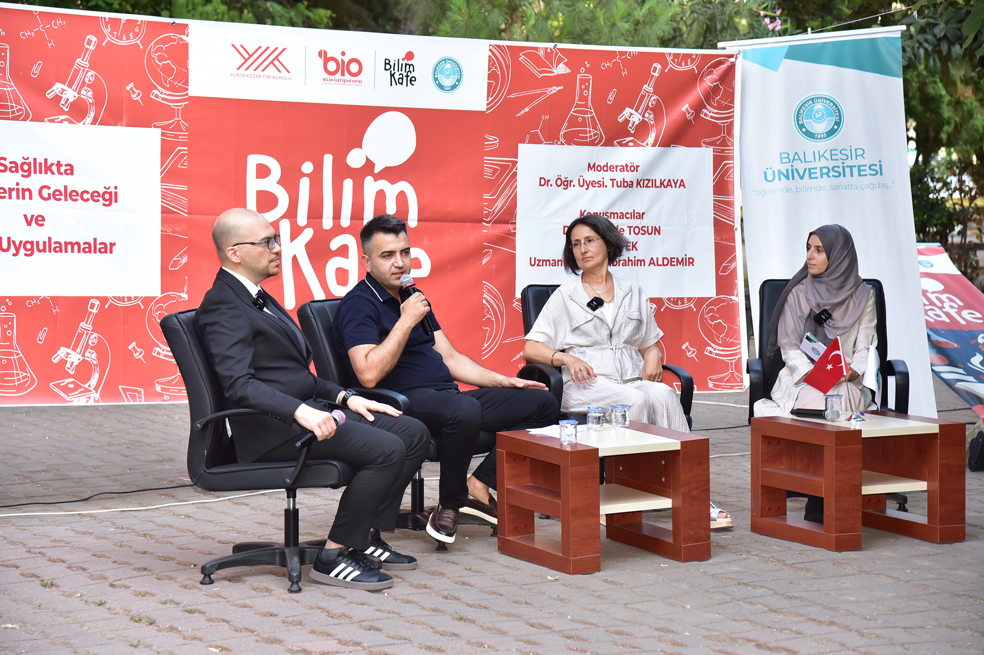 BAÜN Bilim Kafe, Sağlıkta Kariyerin Geleceğini Tercih Dönemindeki Aday Öğrencilerle Buluşturdu    4