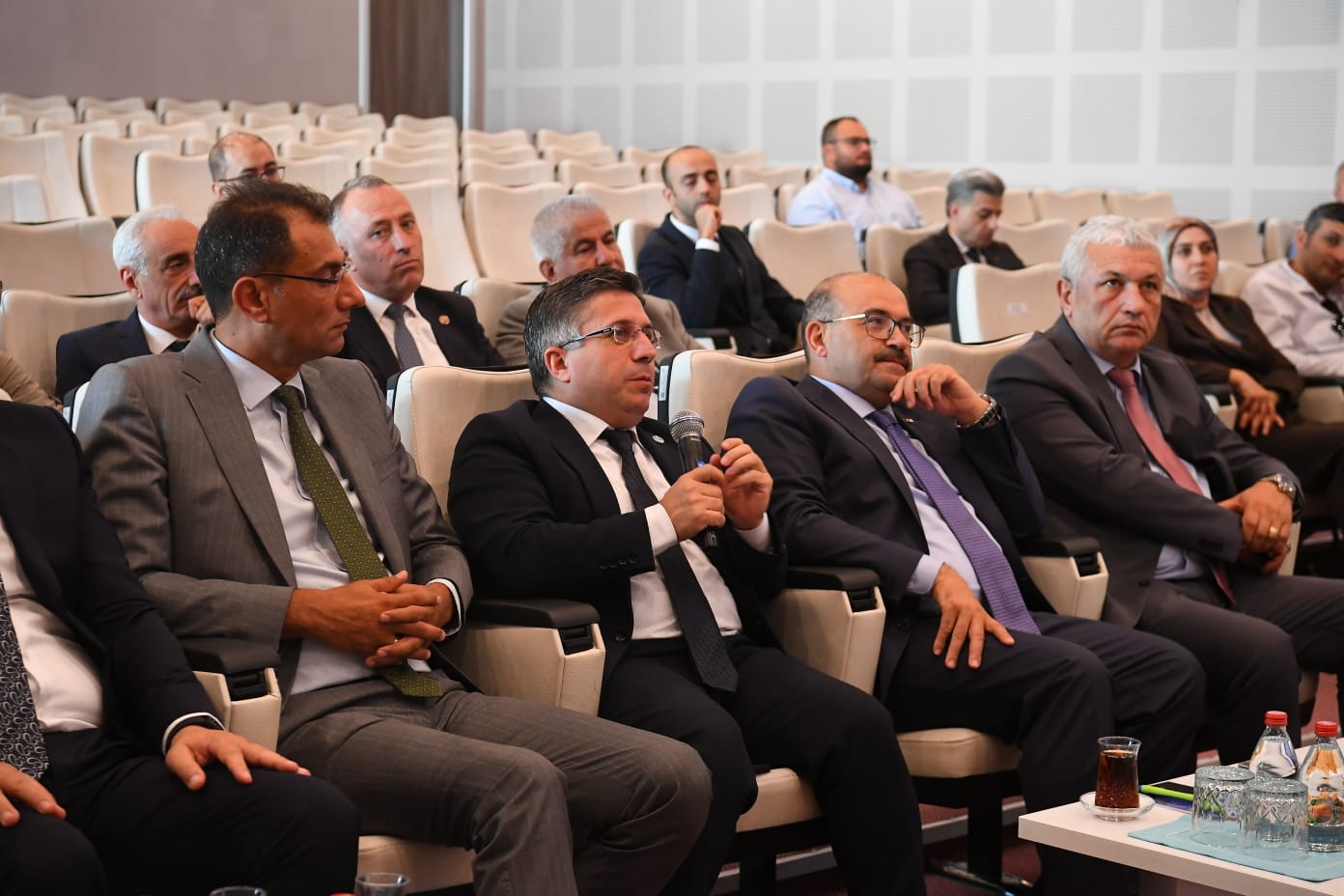 Rektör Oğurlu, Bağımlılıkla Mücadele İl Koordinasyon Kurulu Değerlendirme Toplantısına Katıldı 4