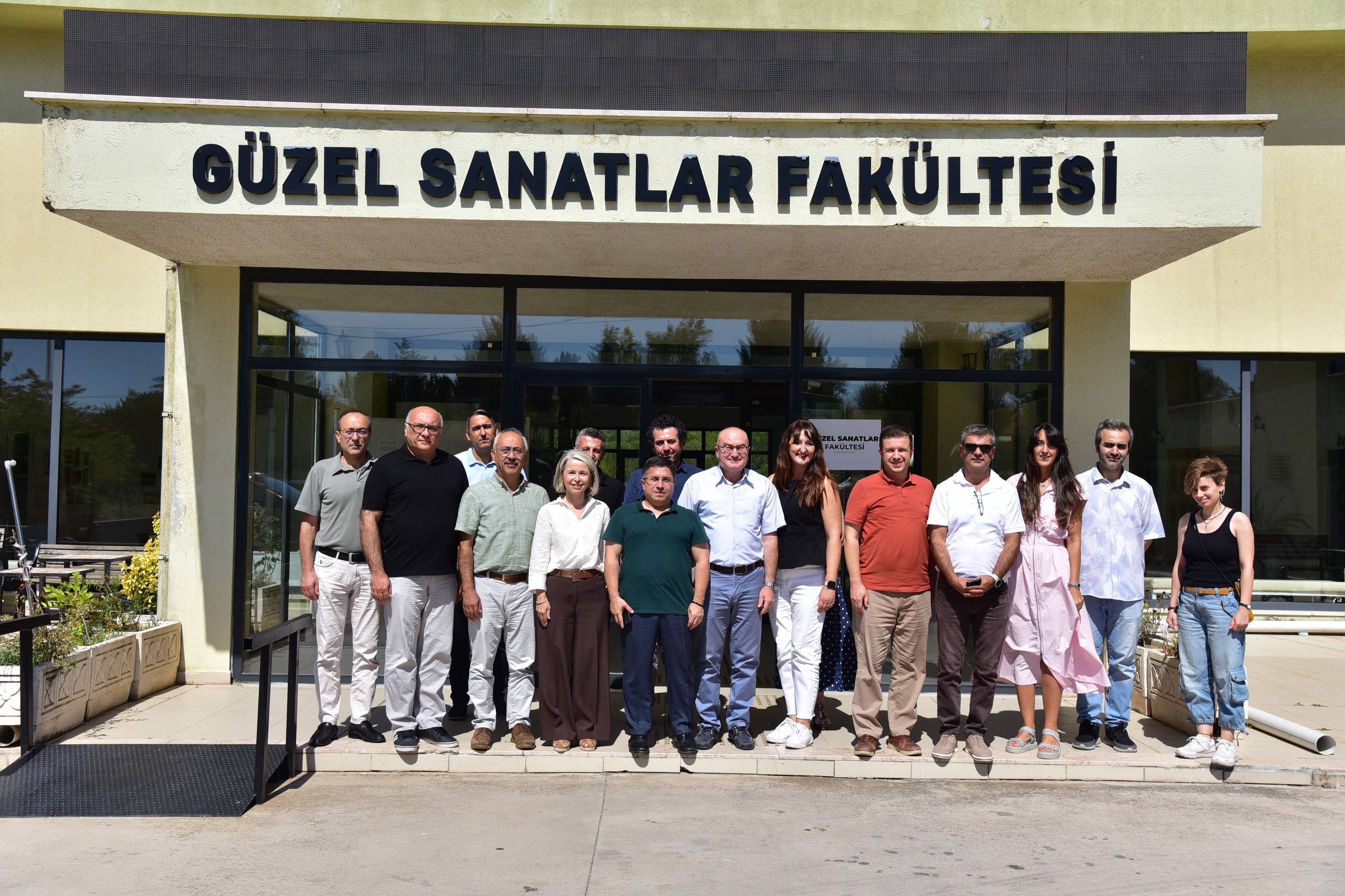 BAÜN Güzel Sanatlar Fakültesi Sanat Koleksiyonunun Seçkin Eserleri “Biriken Bellek” Sergisinde Beğeniye Sunuldu 9