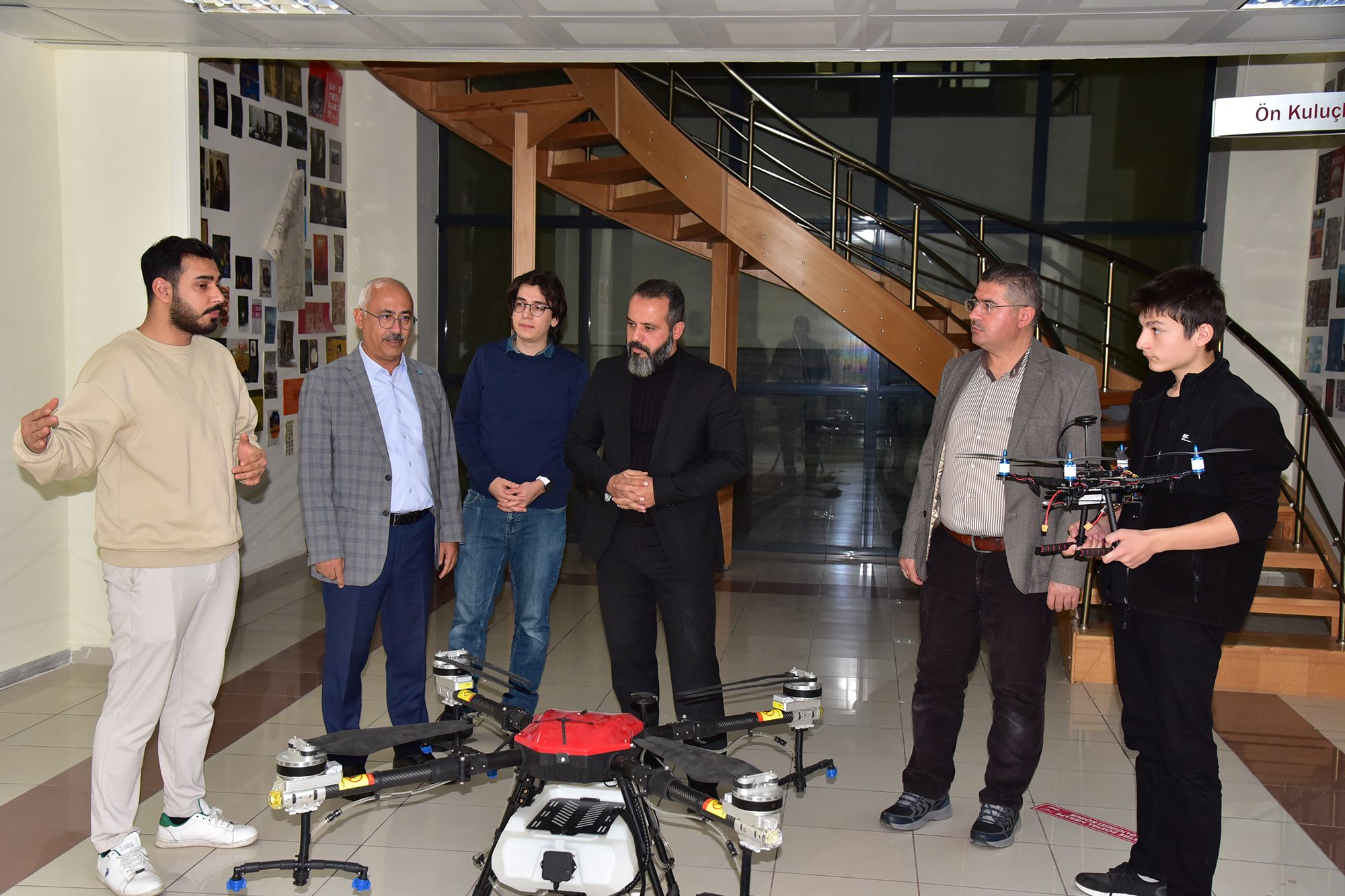 İHA Projesiyle Türkiye 2.si Olan Gençler Balıkesir Üniversitesi Teknoloji Transfer Ofisinde