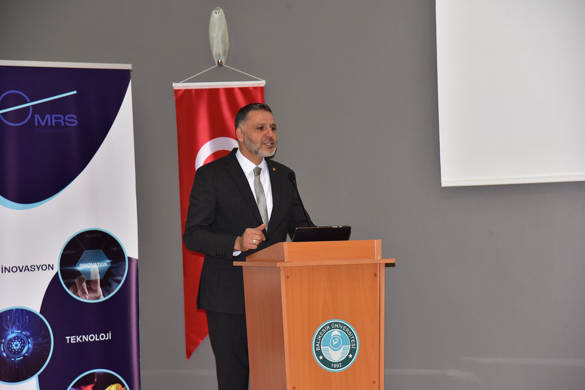 Balıkesir Üniversitesi'nde Türkiye'nin İlk 360 Derece Simülasyon Merkezi Açıldı 6