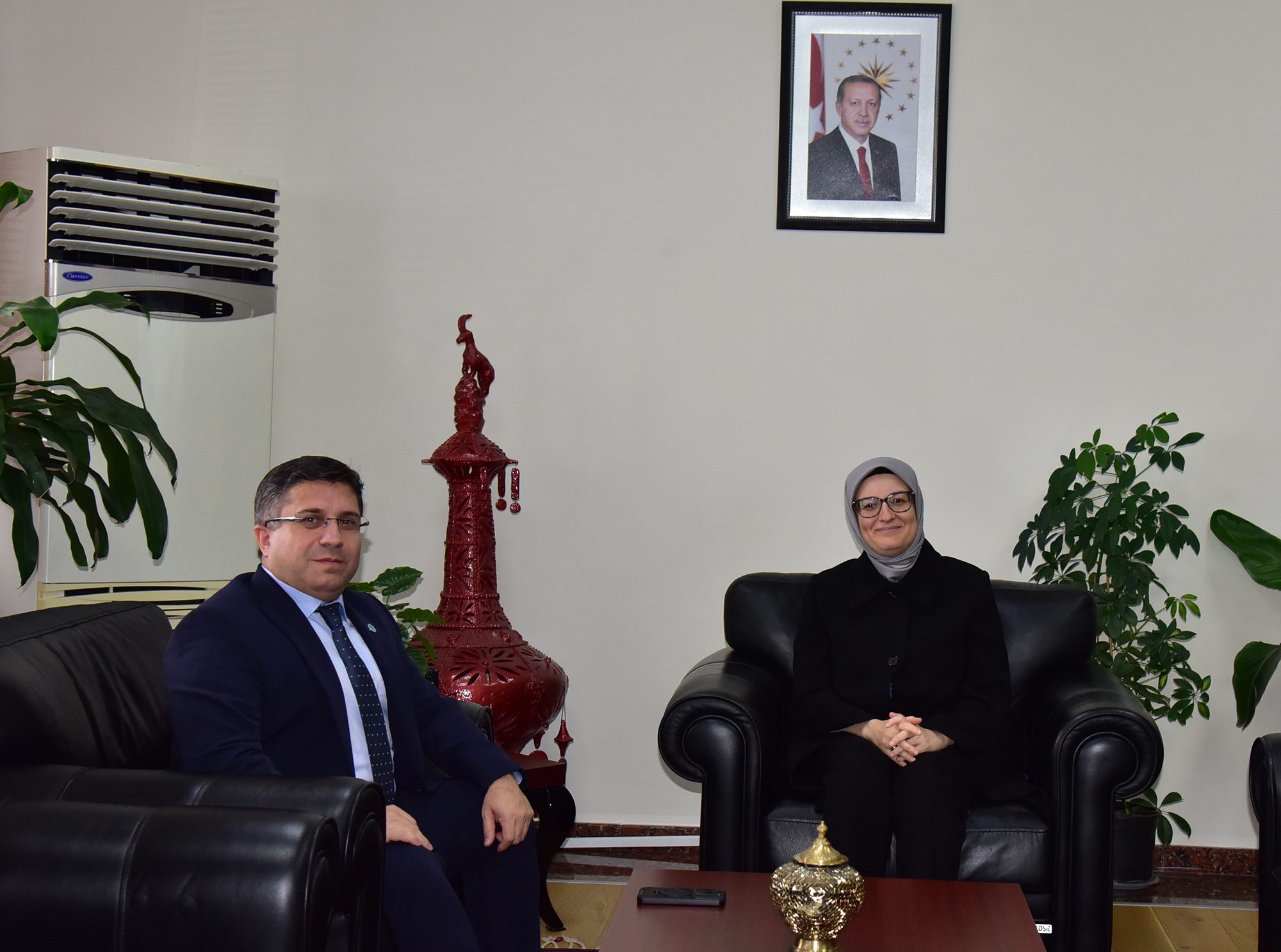 Balıkesir Milletvekili Belgin Uygur, Balıkesir Üniversitesinin Yenilikçi Projelerini Yerinde İnceledi 2