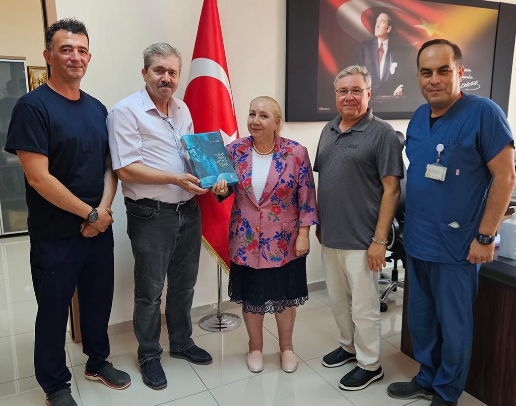 Fakültemiz Dekanına hayırlı olsun ziyaretleri devam ediyor