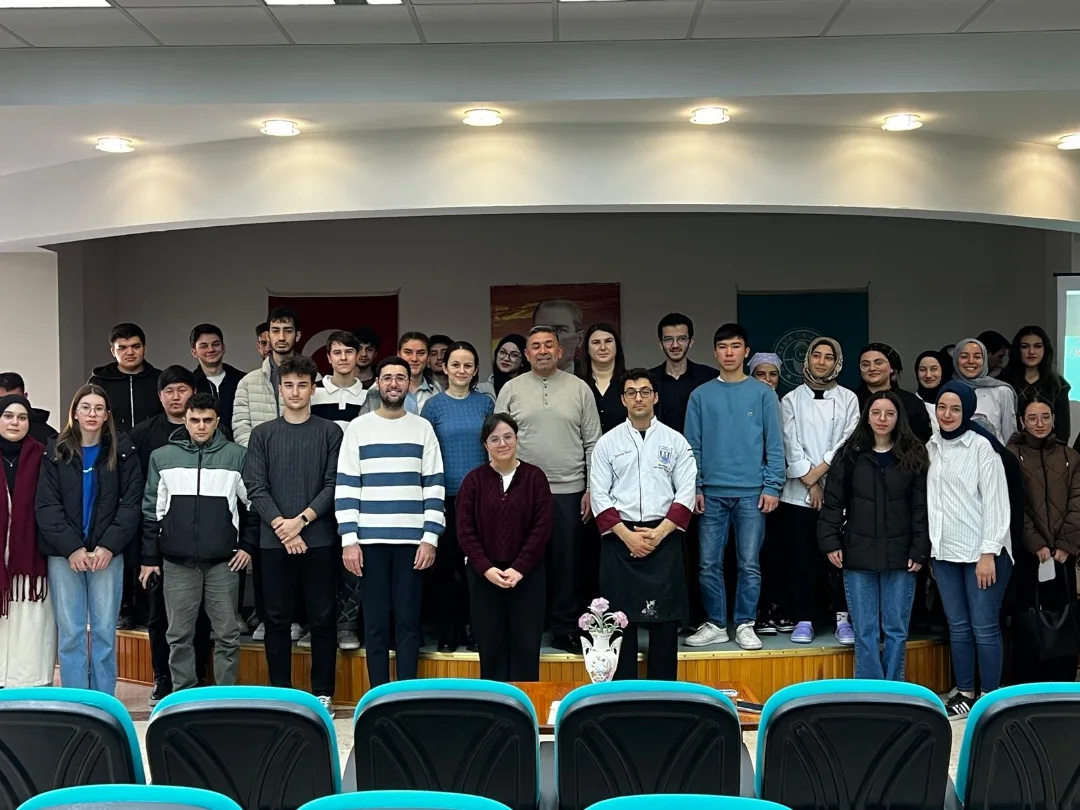 Turizm ve Yiyecek-İçecek Sektöründe Kariyer Planlama ve Olanakları