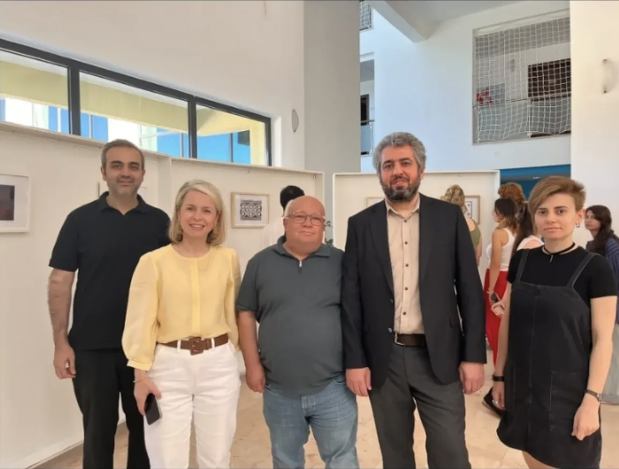 Baskı Sanatları Bölüm Başkanı Doç. Dr. Burçak Balamber’in “Belleğin Geometrisi” Sergisi Sanatseverlerle Buluştu