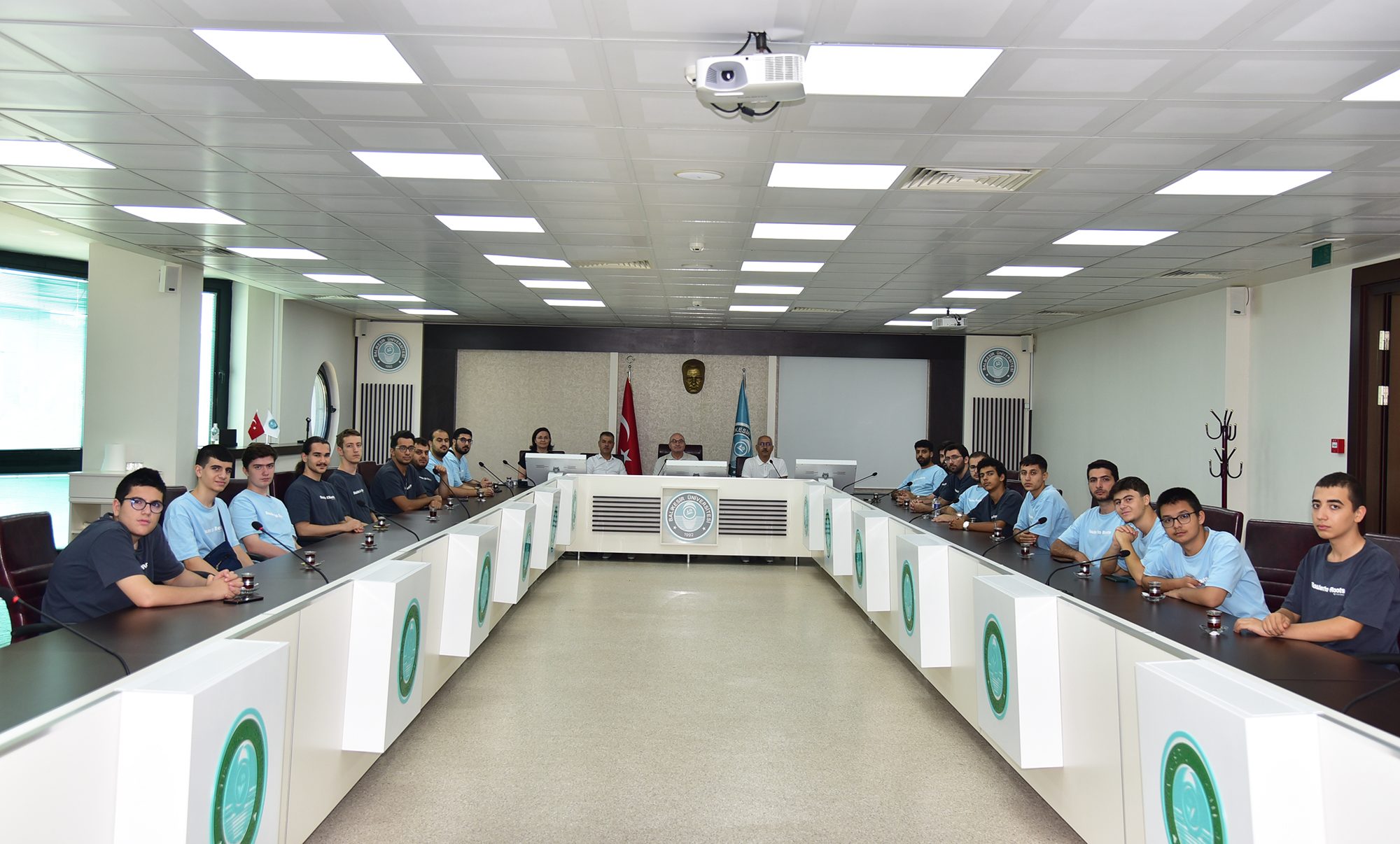 Geleceğin Liderlerini Yetiştirmeyi Amaçlayan “Projem” Öğrencileri BAÜN’ü Ziyaret Etti 4