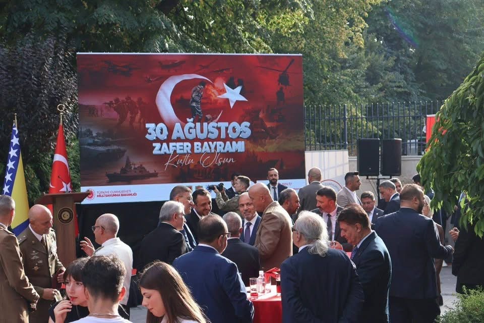 Rektör Prof. Dr. Yücel Oğurlu, Saraybosna’da 30 Ağustos Zafer Bayramı Resepsiyonuna Katıldı 5