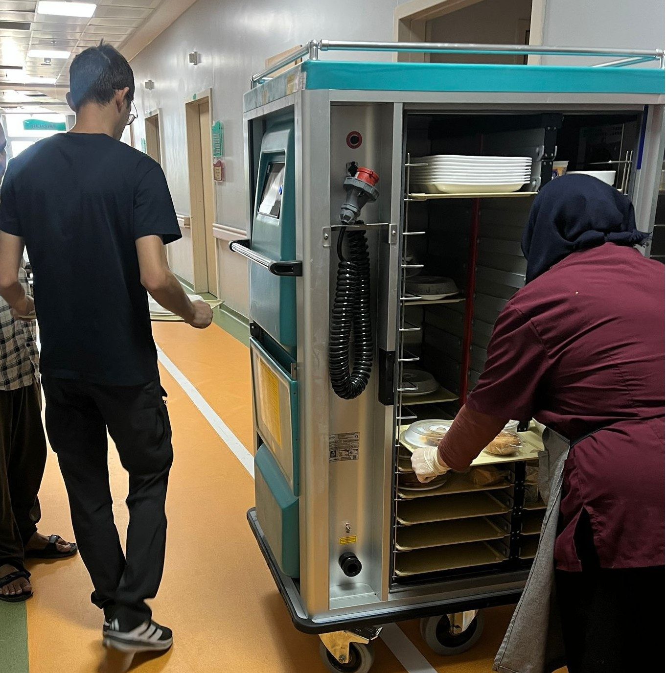 BAÜN Hastanesinde Hasta Odaklı Hizmette Kalite Artıyor: Yemek Dağıtımında Termobox Dönemi Başlıyor 2