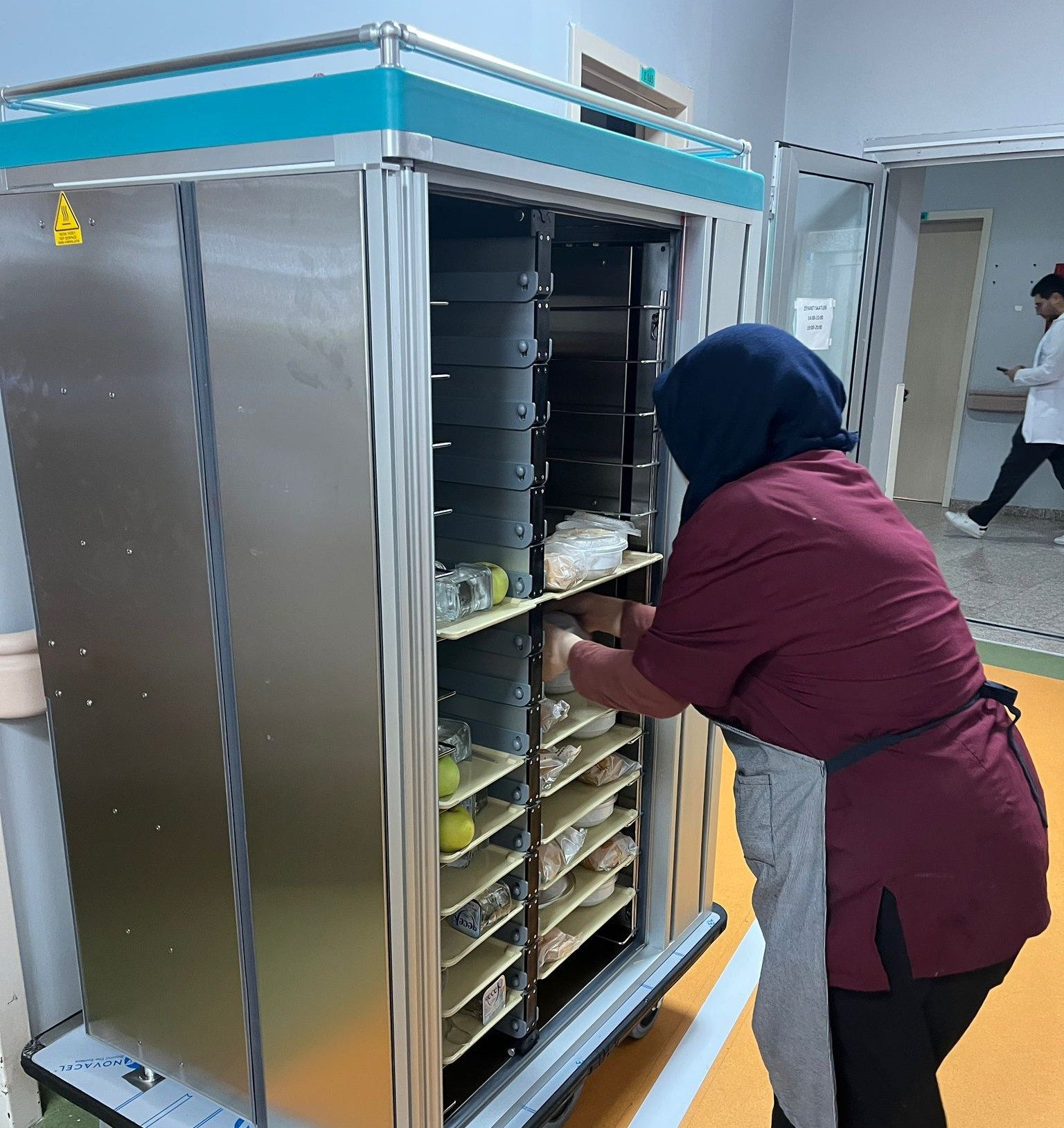 BAÜN Hastanesinde Hasta Odaklı Hizmette Kalite Artıyor: Yemek Dağıtımında Termobox Dönemi Başlıyor 3