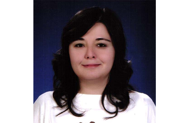 Dr. Öğr. Üyesi Özlem ÖZCANLI ÇAY