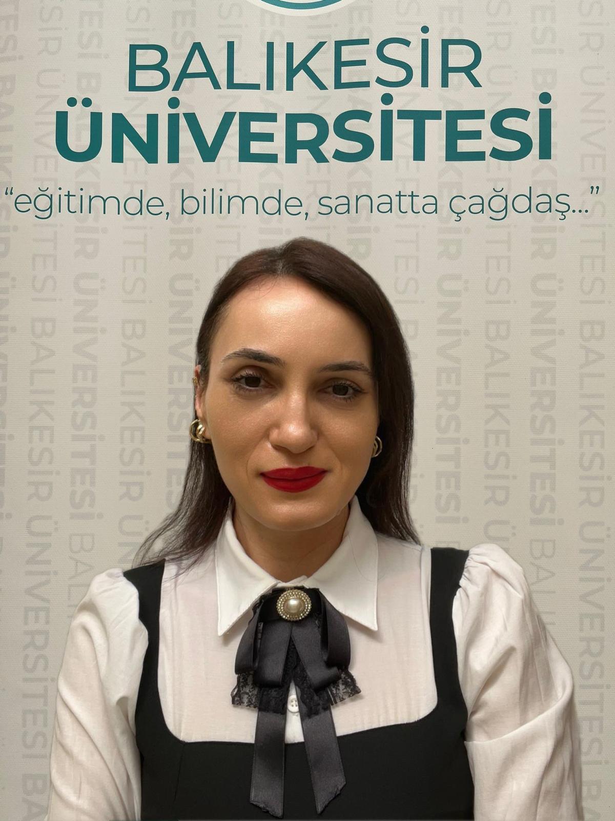 Dr. Öğr. Üyesi Şeyda ÖZTUNA