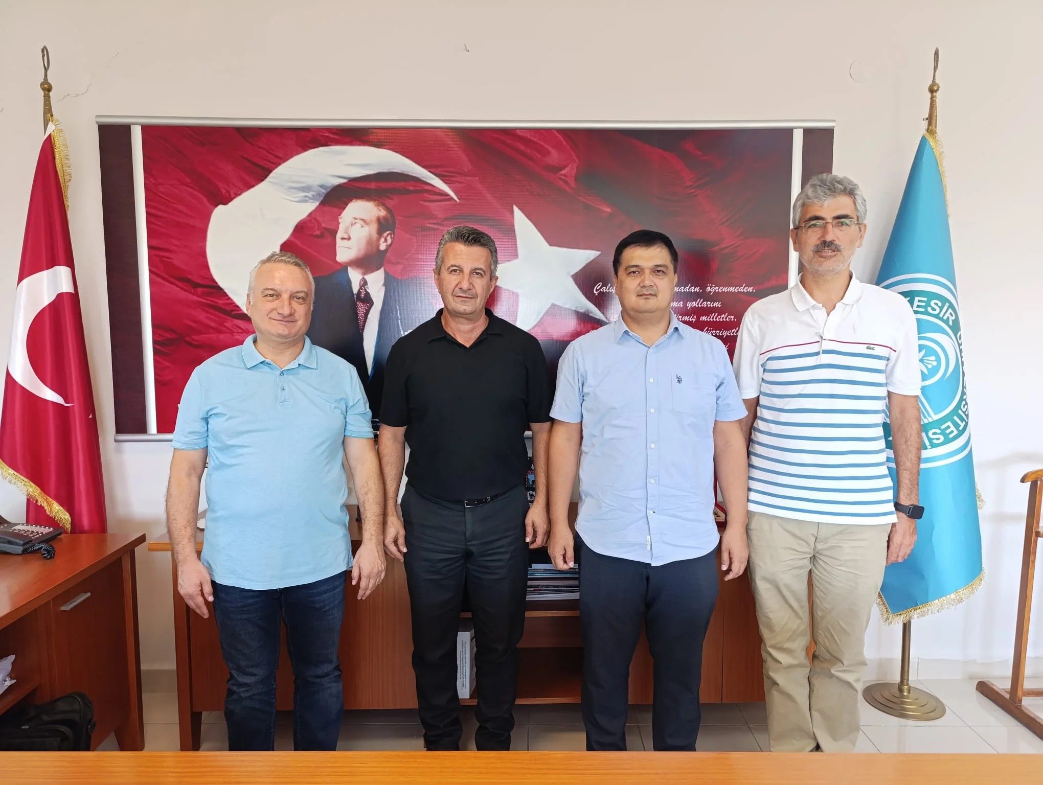 Fakültemiz Bilgisayar Mühendisliği Bölümüne Katılan Dr Akmalbek Abdusalomov'dan Dekanlık Ziyareti