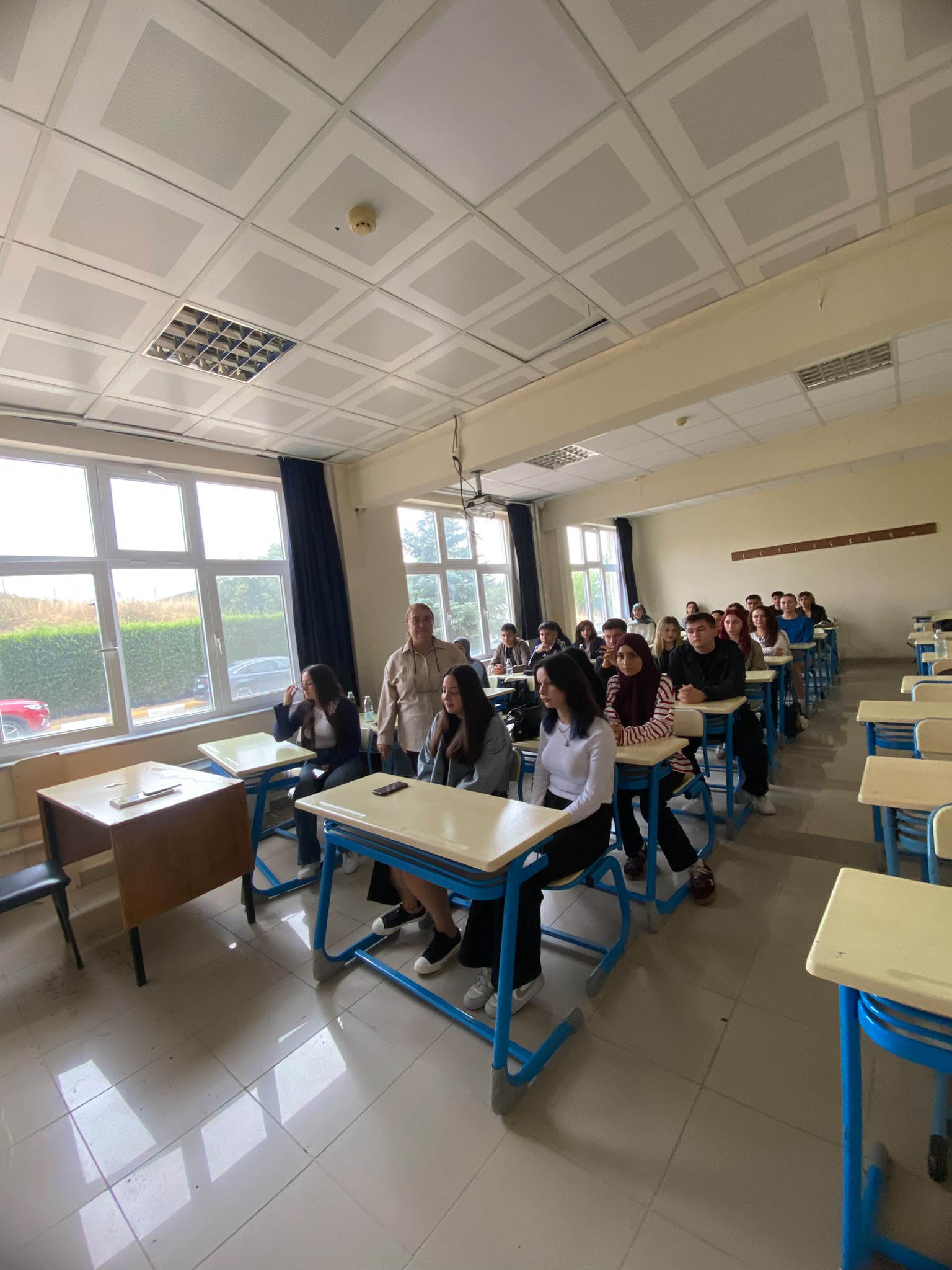 1 SINIF ÖĞRENCİLERİNE ORYANTASYON EĞİTİMİ