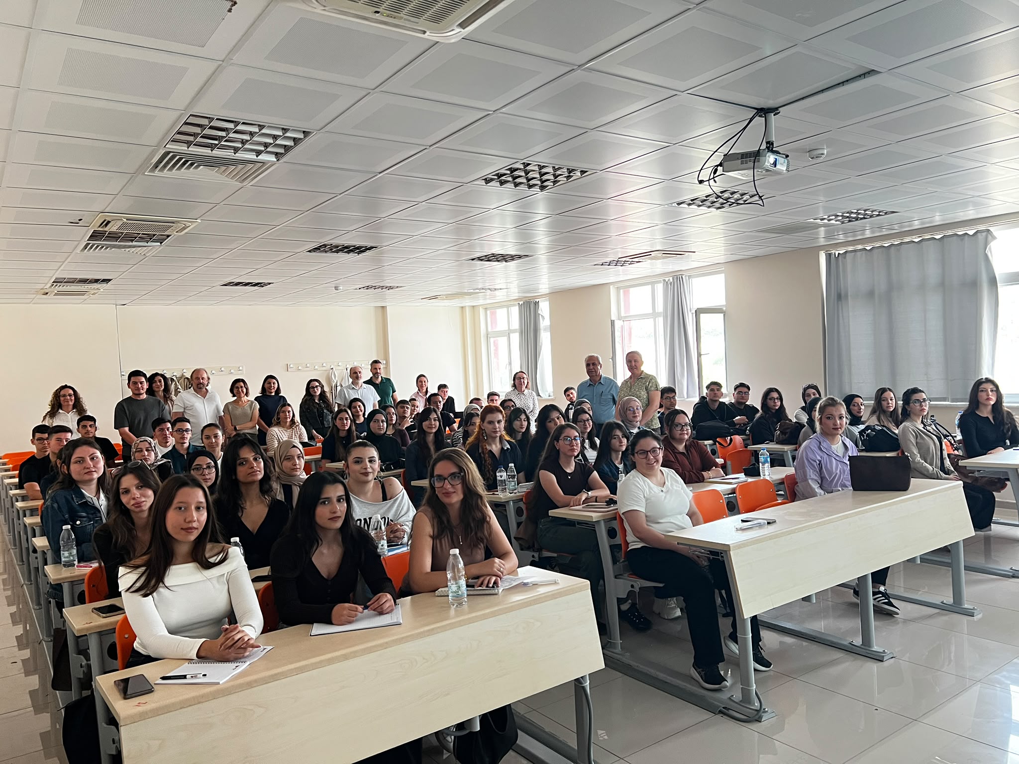 Birinci Sınıf Öğrencilerine Yönelik Oryantasyon Programı Gerçekleştirildi 1