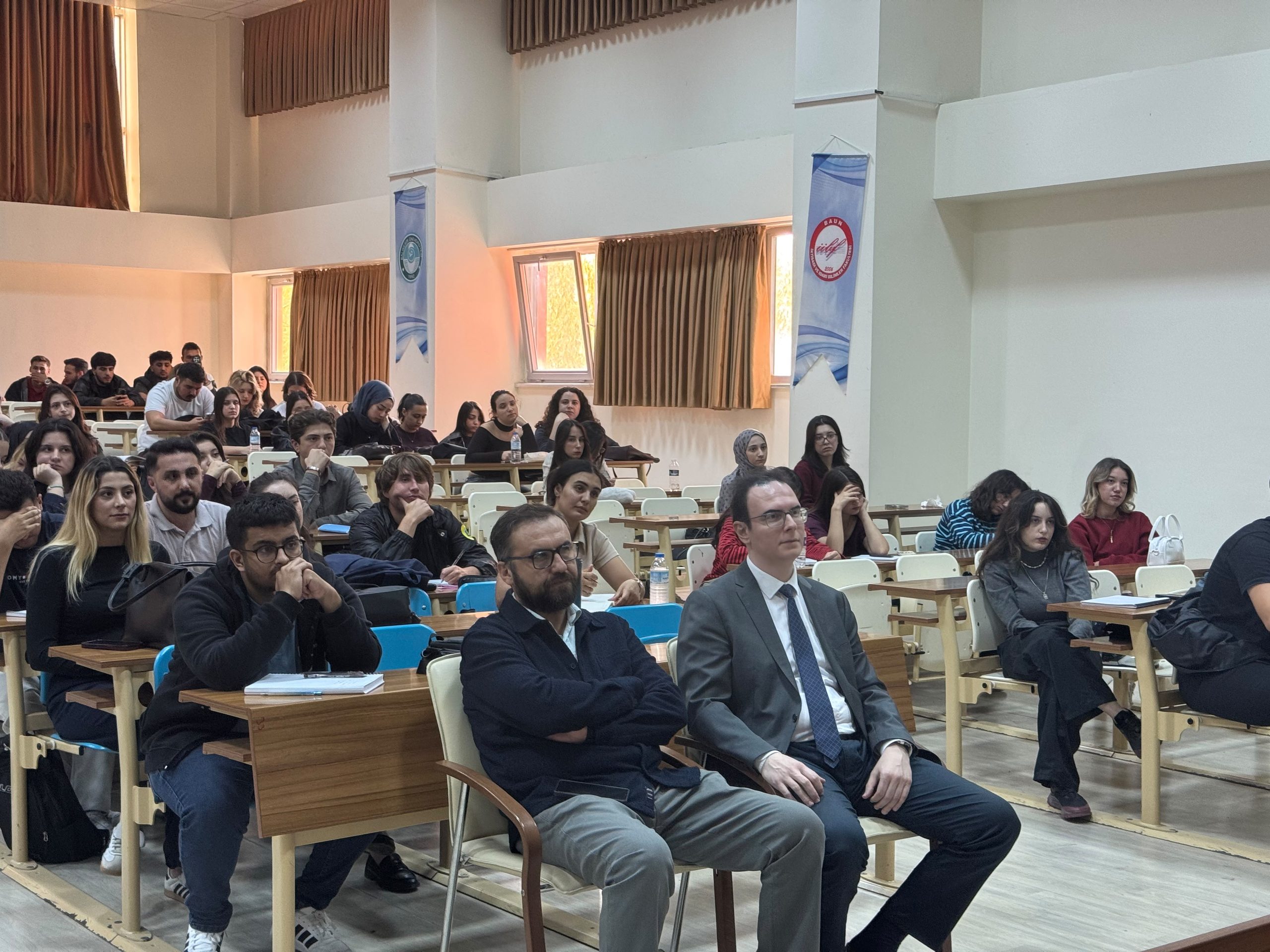 TARİHSEL PERSPEKTİFTEN MAKROEKONOMİK MODELLERİN YORUMLANMASI SEMİNERİ GERÇEKLEŞTİRİLDİ 3