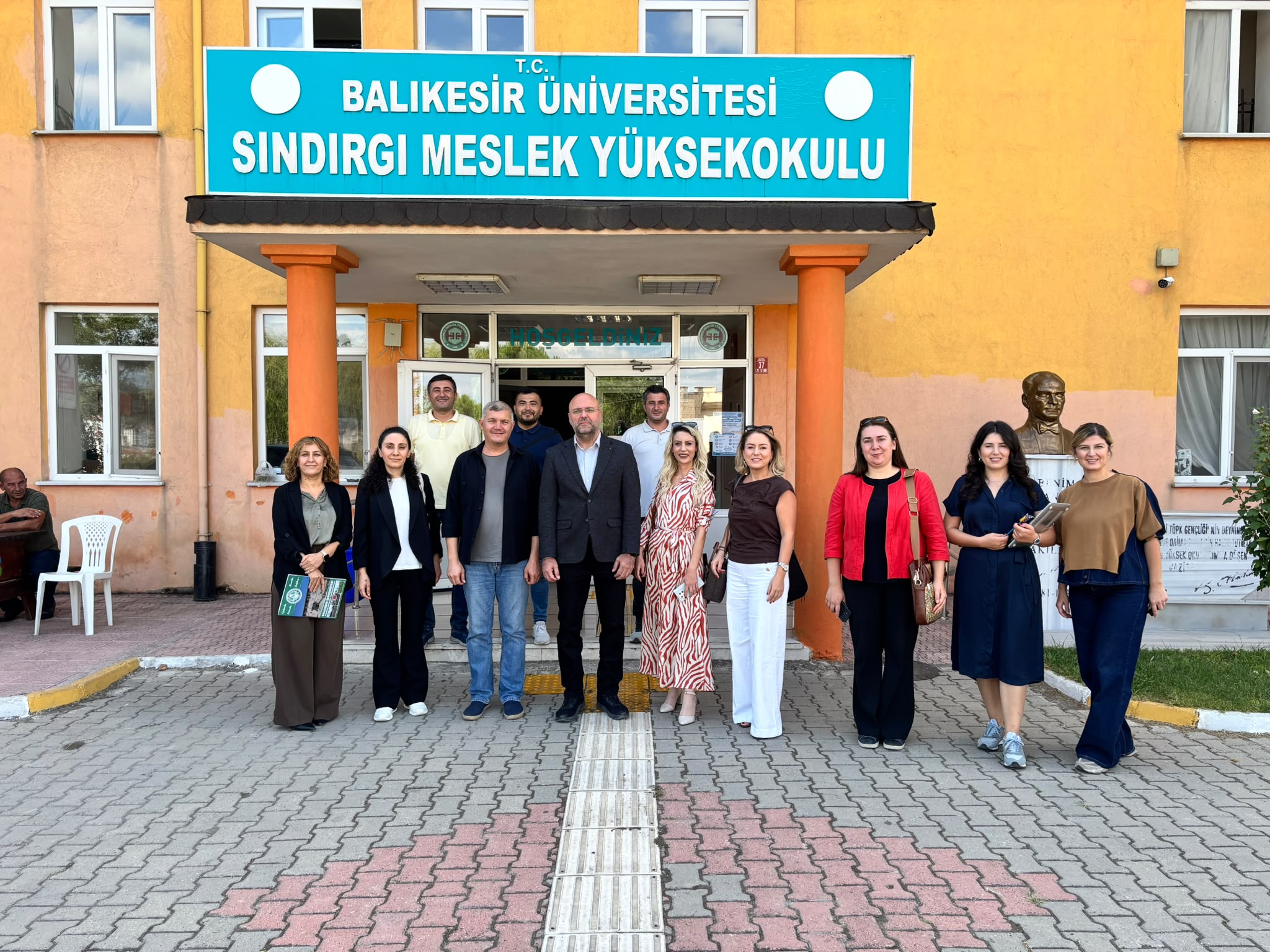 Sındırgı MYO ile Bigadiç MYO Arasında "Akran Değerlendirme" Toplantısı Gerçekleştirildi