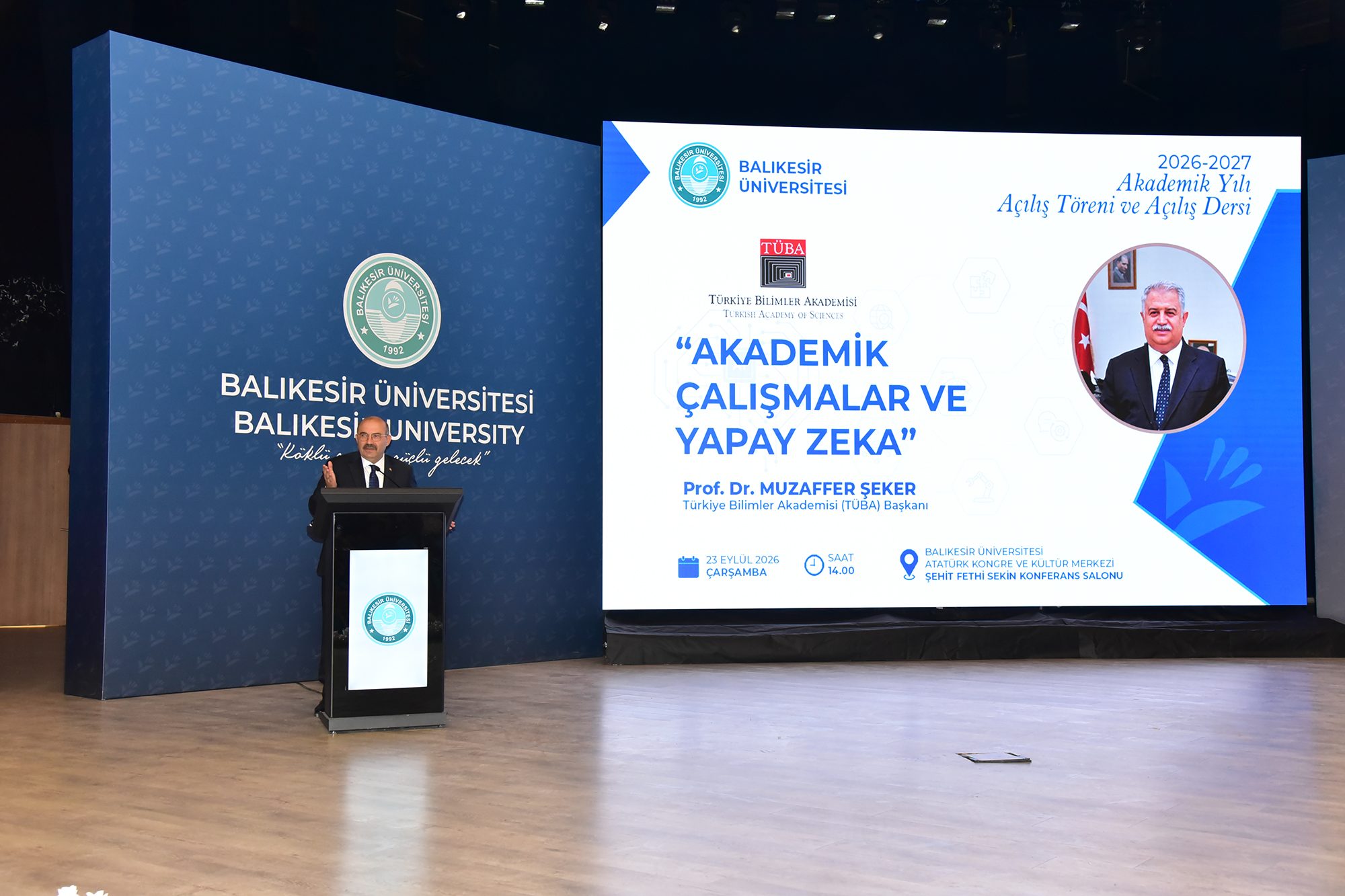Balıkesir Üniversitesinde 2026-2027 Akademik Yılı Açılış Töreni Gerçekleştirildi: İlk Dersi TÜBA Başkanı Prof. Dr. Muzaffer Şeker Verdi 8