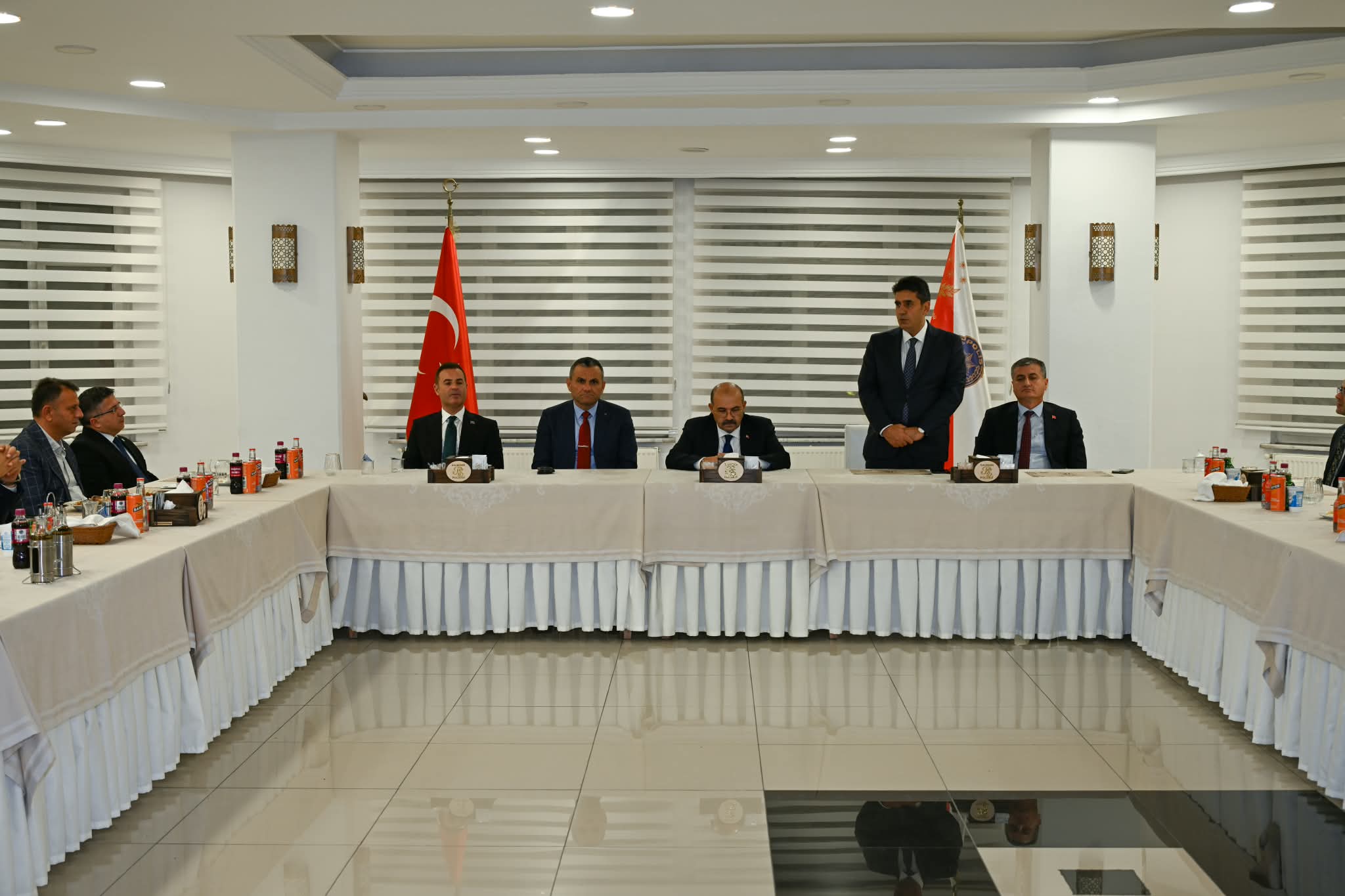 Rektör Oğurlu, İl Emniyet Müdürü Şükrü Yaman İçin Düzenlenen Veda Programına Katıldı 3