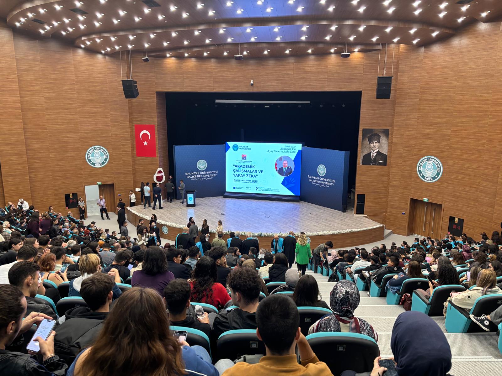 Balıkesir Üniversitesi 2026-2027 Eğitim-Öğretim Yılı Akademik Açılış Töreni’ne, Savaştepe Meslek Yüksekokulu olarak katılım sağladık. 3