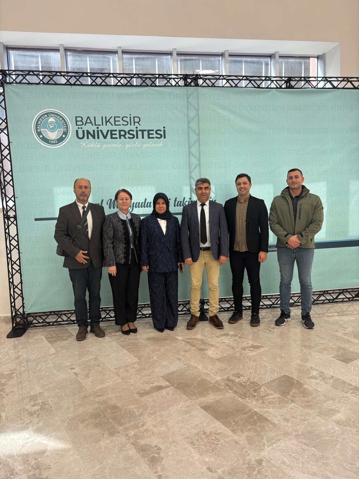 Balıkesir Üniversitesi 2026-2027 Eğitim-Öğretim Yılı Akademik Açılış Töreni’ne, Savaştepe Meslek Yüksekokulu olarak katılım sağladık.