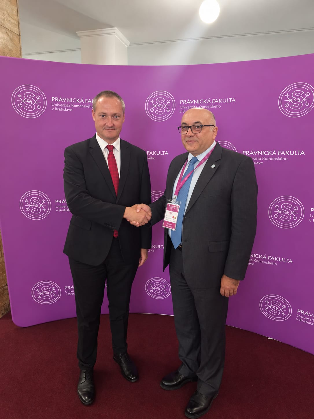 BAÜN Hukuk Fakültesi Dekanı Prof. Dr. Mustafa Yasan, Slovakya'nın başkenti Bratislava'da Uluslararası Legal Forum’a Katıldı 4