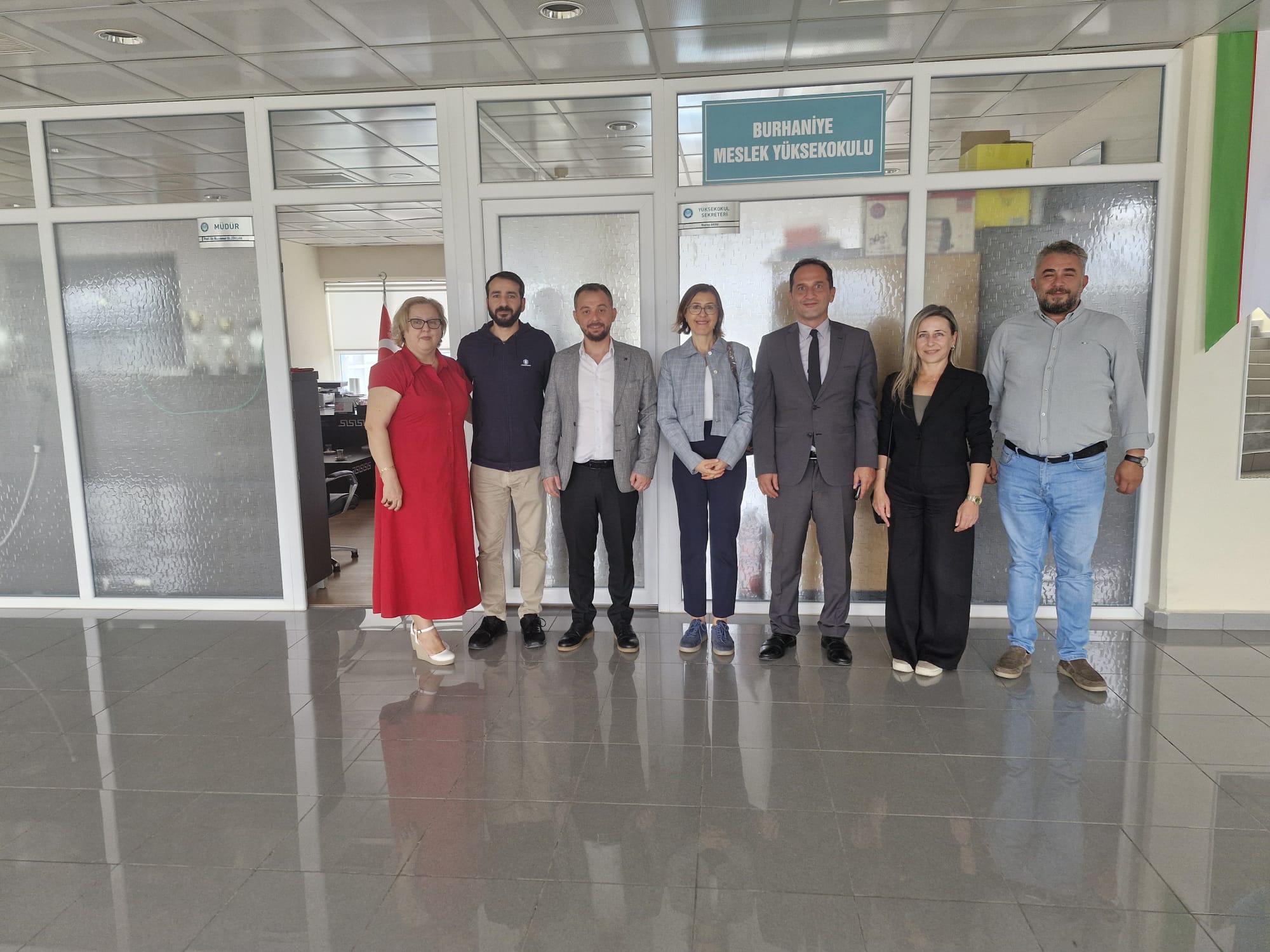 Edremit Meslek Yüksekokulu Yönetiminden Prof. Dr. Muammer Bezirgan’a Nezaket Ziyareti 2