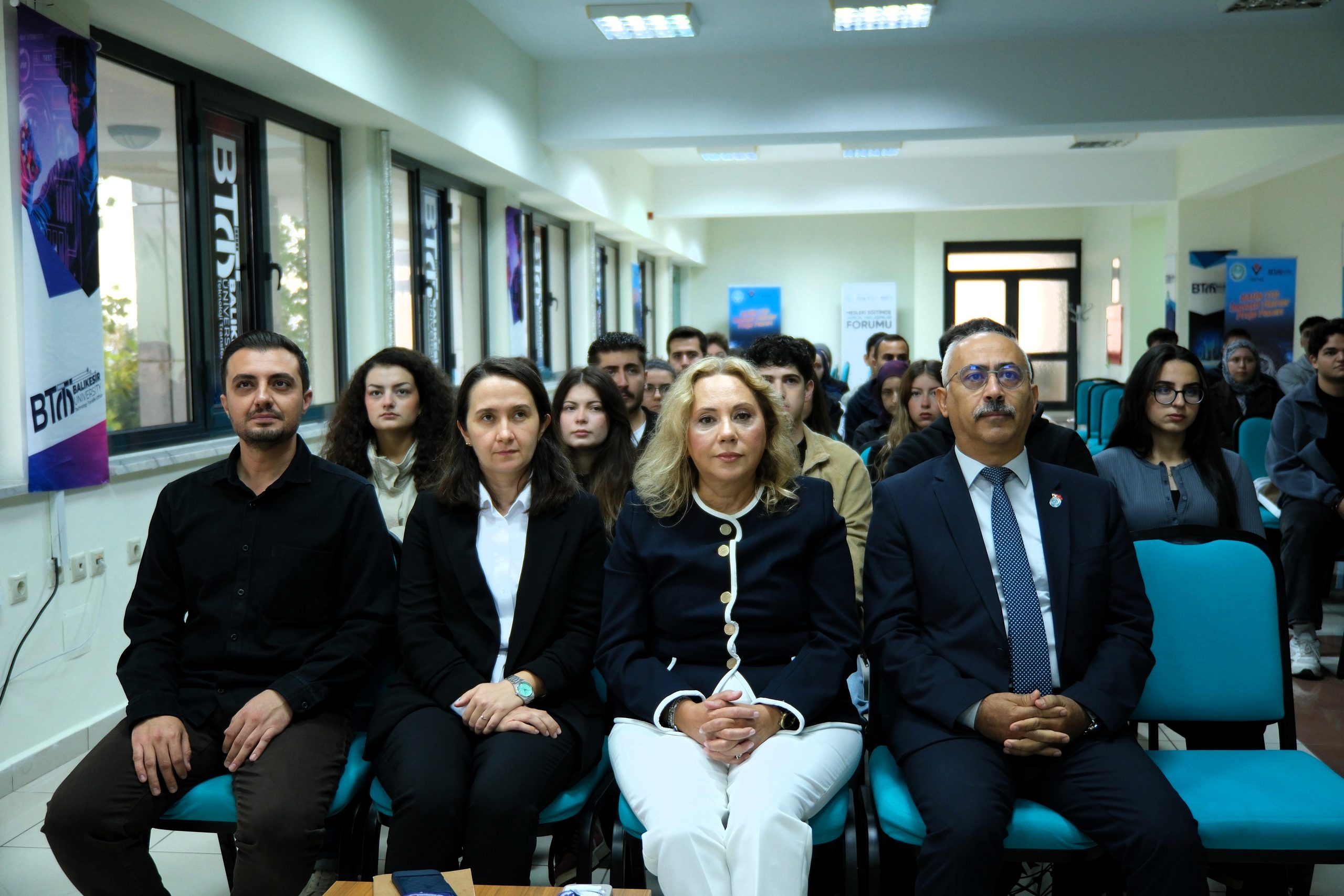 BAÜN’de Dijital İş Süreçleri ve Yapay Zekâ Destekli ERP Atölyesi Uygulamalı Eğitim Programı Başladı 5