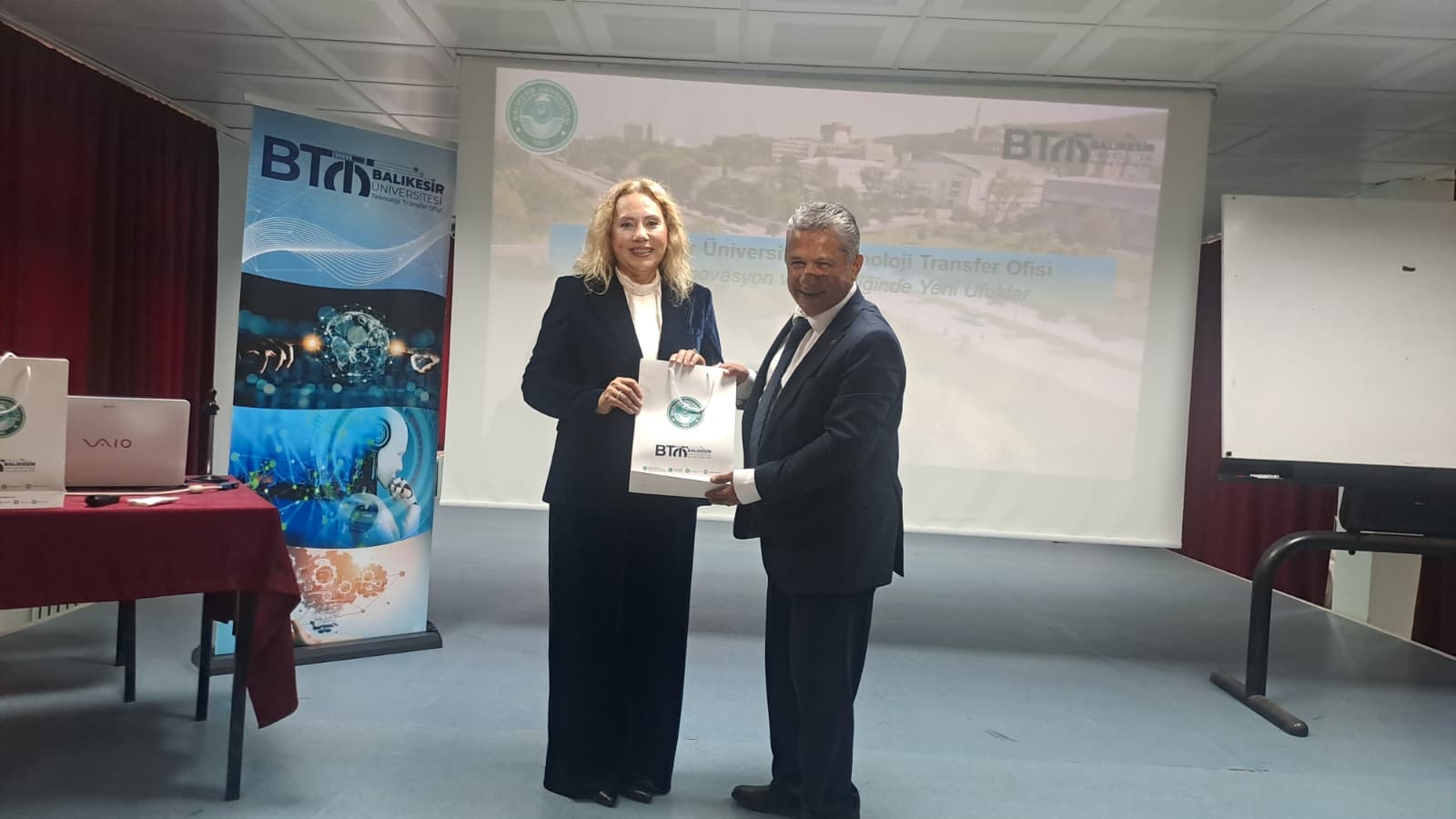 Dursunbey MYO’da 2026-2027 Akademik Yılı Açılış Dersi Gerçekleştirildi: "Üniversiteden Sanayiye Teknoloji Transfer Ofisleri" 1