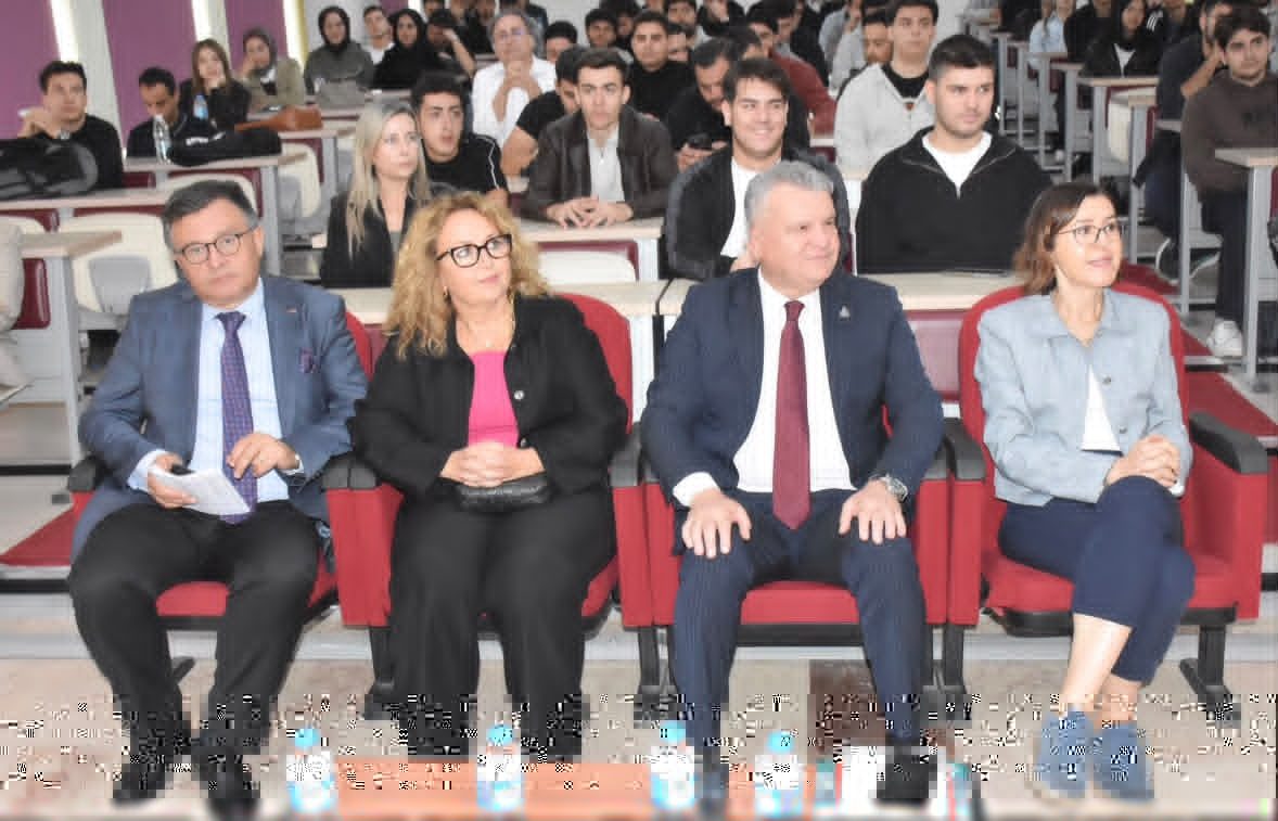 Edremit Meslek Yüksekokulunda 2026–2027 Eğitim-Öğretim Yılı Açılış Dersi Gerçekleştirildi 7