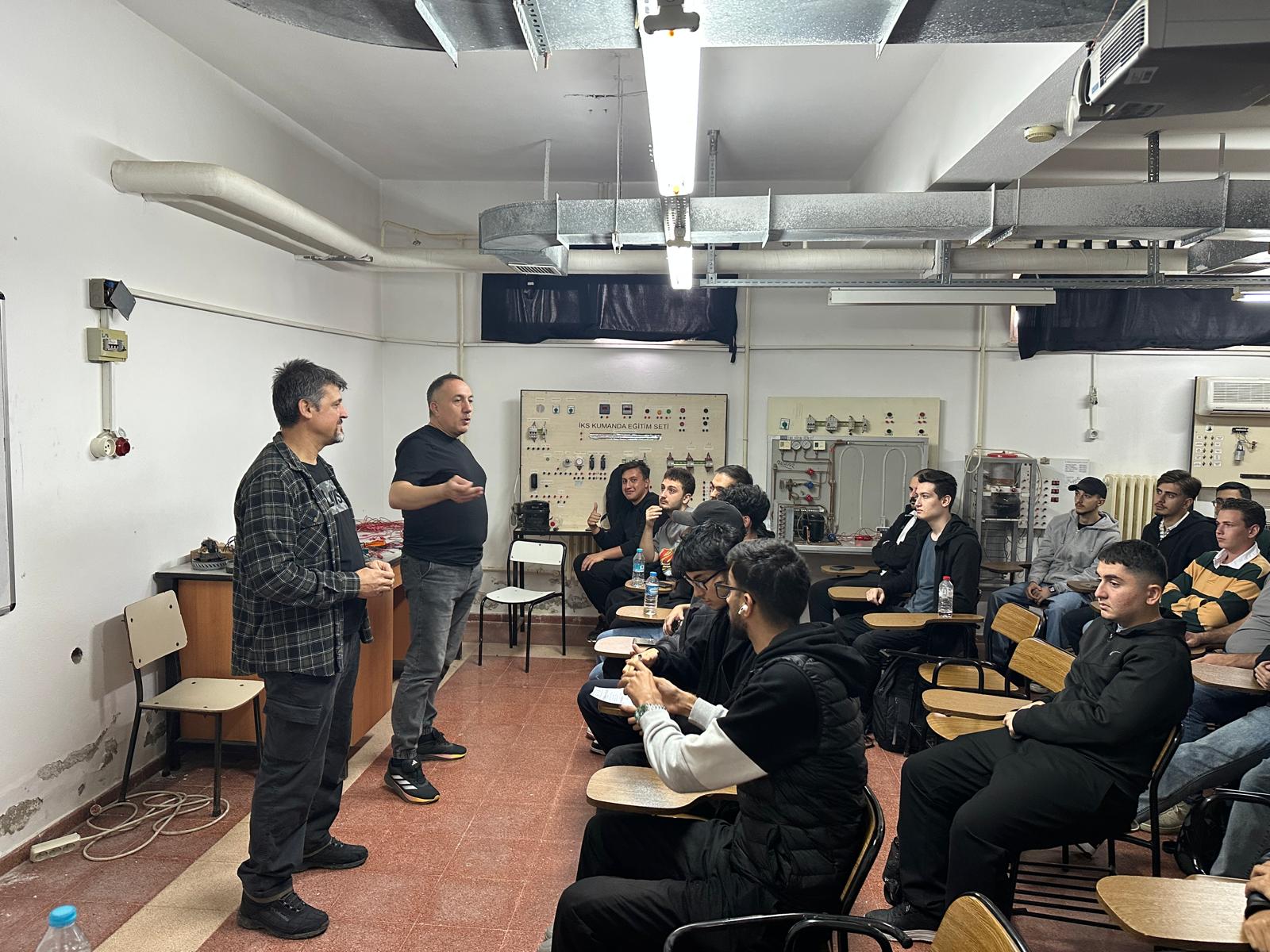 Edremit Meslek Yüksekokulu Elektrik Programı 1. Sınıf Öğrencileri İçin Oryantasyon Eğitimi Gerçekleştirildi 6