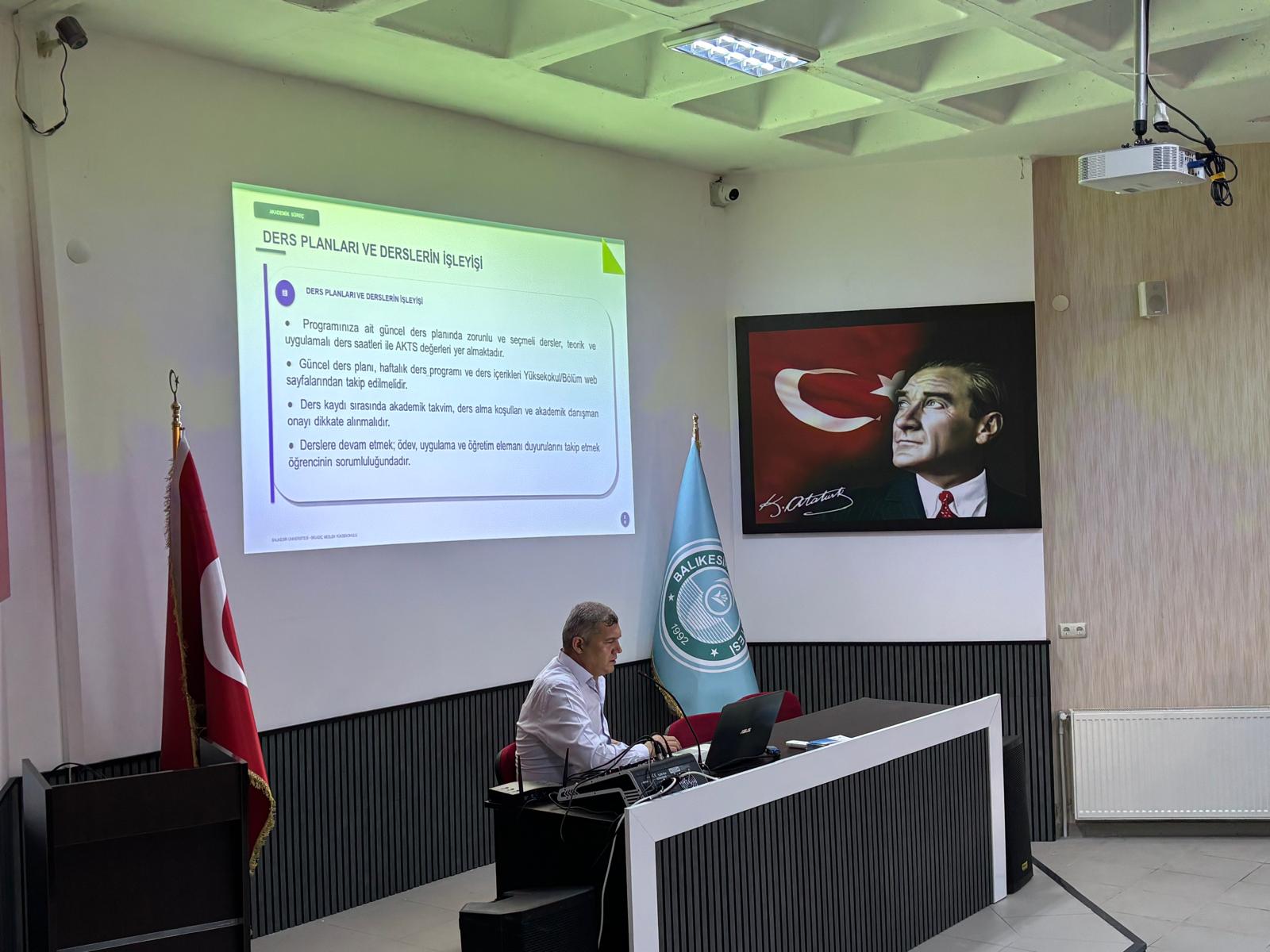 Bigadiç MYO’da Yeni Öğrencilere Özgüven ve Başarı Mesajı: “Emek Verin, Soru Sorun, Kendinize Güvenin” 1