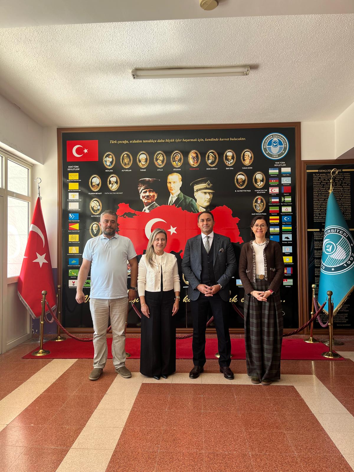 Edremit Cumhuriyet Başsavcısı Dr. Medet AKCAN’dan Müdür Prof. Dr. Gülşen AYDIN KESKİN’e Hayırlı Olsun Ziyareti 3