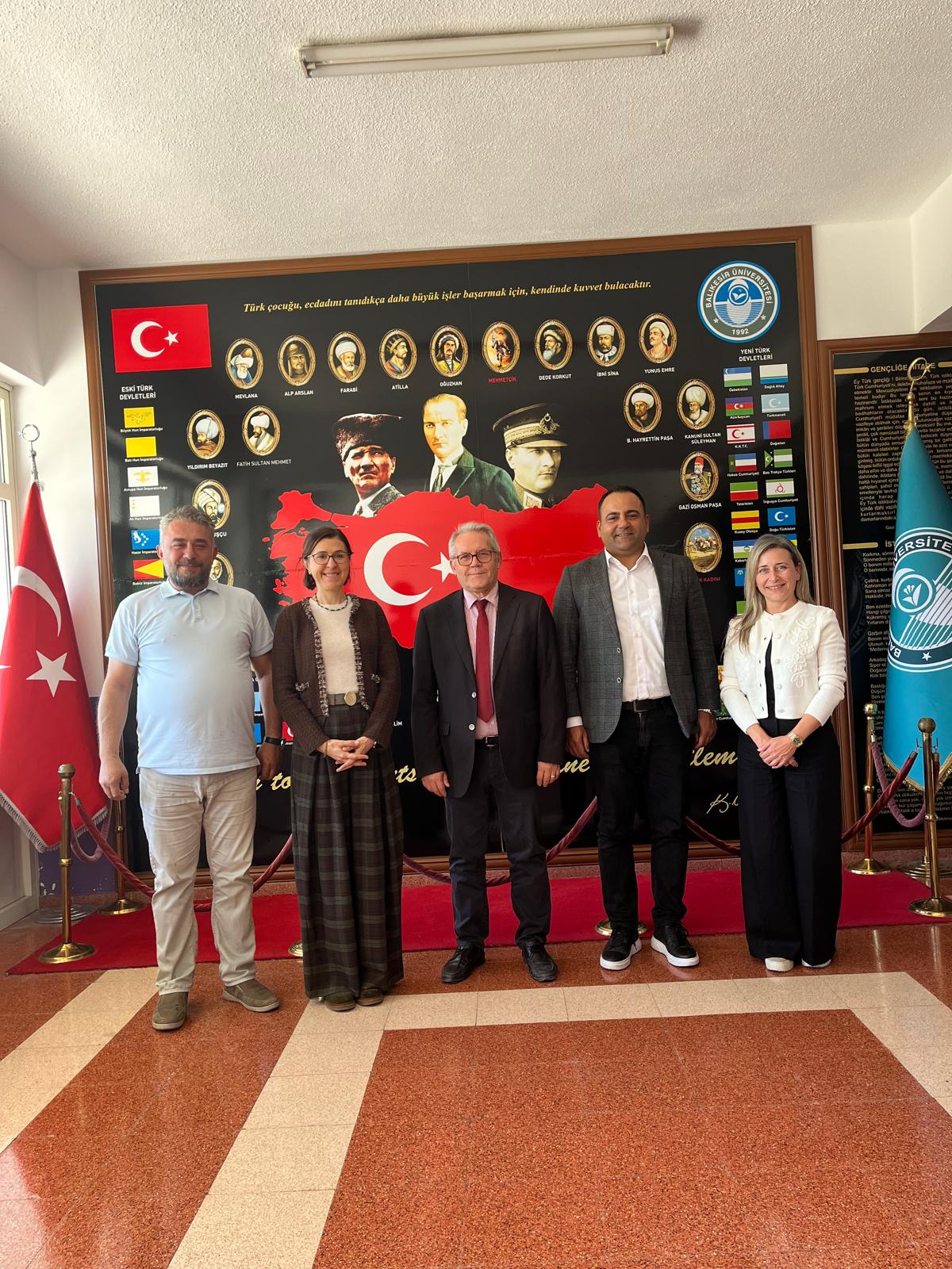 Edremit Halk Eğitimi Merkezinden Yüksekokulumuza "Hayırlı Olsun" Ziyareti 5