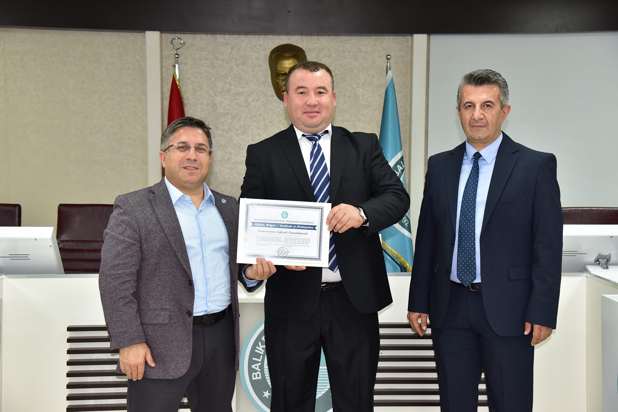 Özbekistan ODTI Akademisyenleri BAÜN’deki Programlarını Sertifika ile Tamamladı 5
