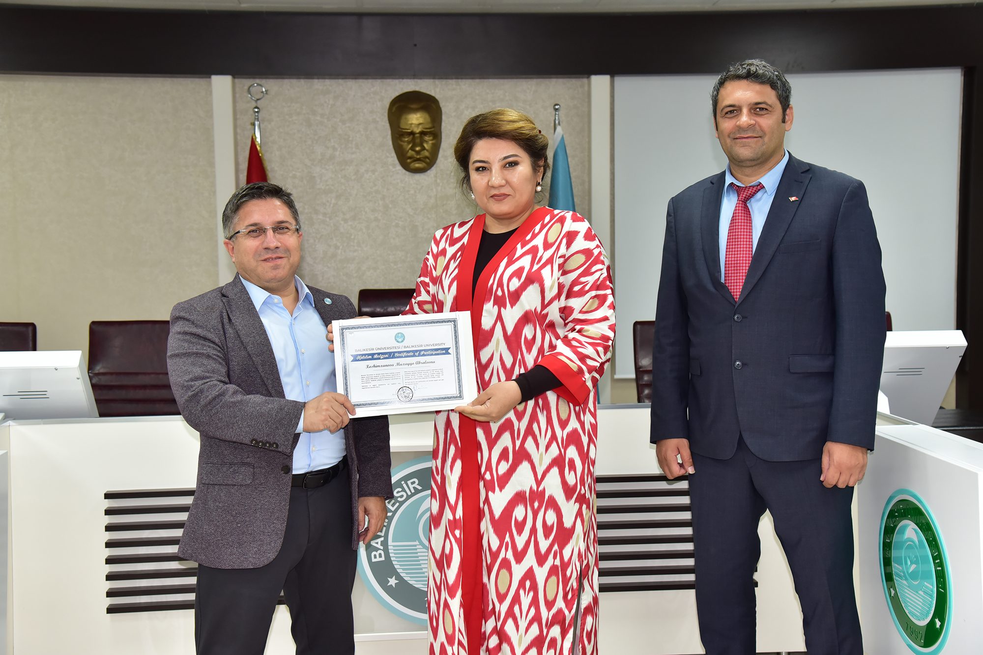 Özbekistan ODTI Akademisyenleri BAÜN’deki Programlarını Sertifika ile Tamamladı 4