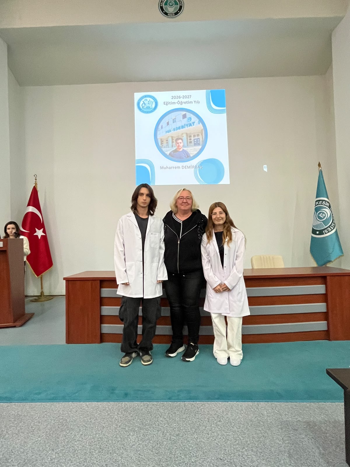 Bölümümüzde 1. Sınıf Öğrencileri için Önlük Giyme Töreni ve Oryantasyon Programı Yapıldı 4