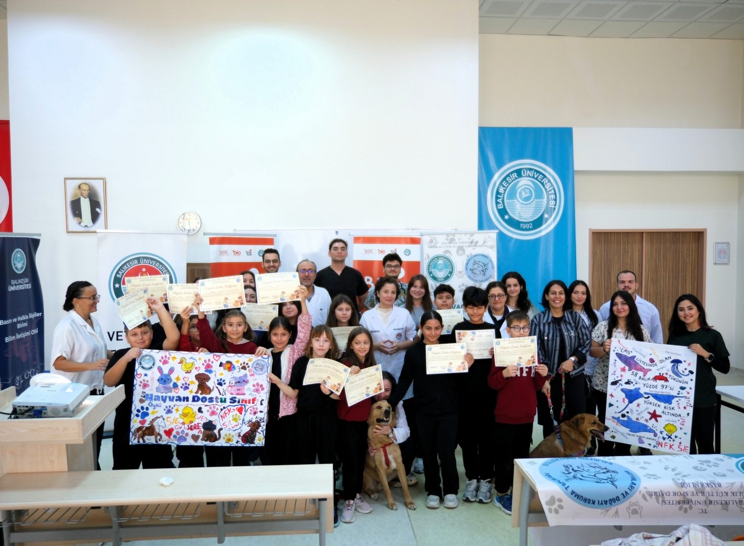BAÜN Bilim Kafe’de Küçük Hayvanseverler Veteriner Hekimliği Yakından Tanıdı